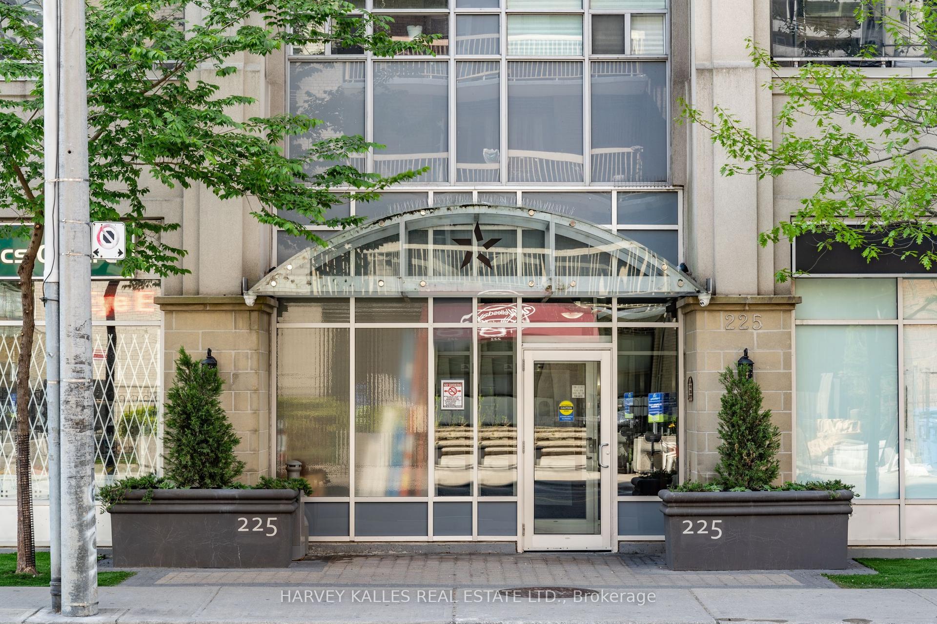225 Wellesley Street E 313 #313, Toronto — Condo for sale, photo 1