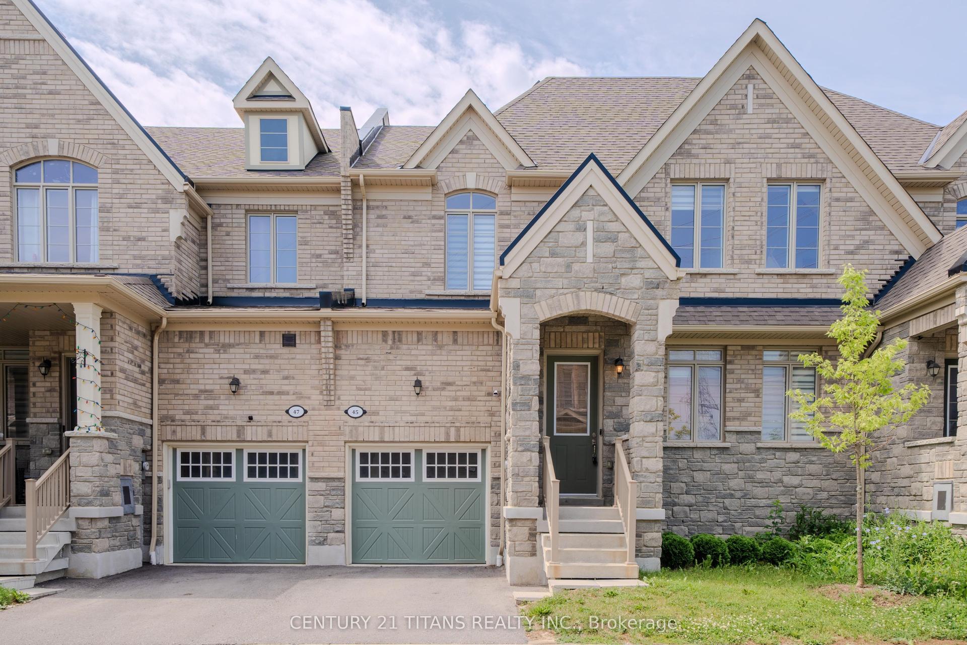 45 Cachia Lane, Ajax — Townhouse for sale, photo 1