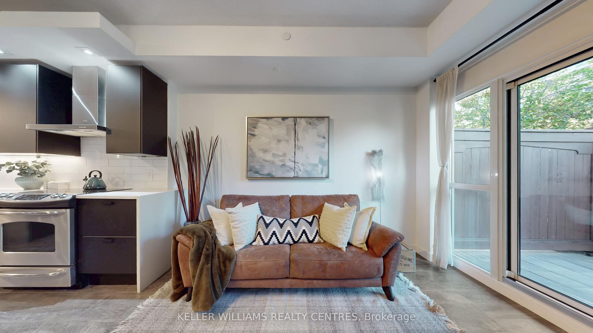 165 Legion Road N 434 #434, Toronto — Condo for sale, photo 1