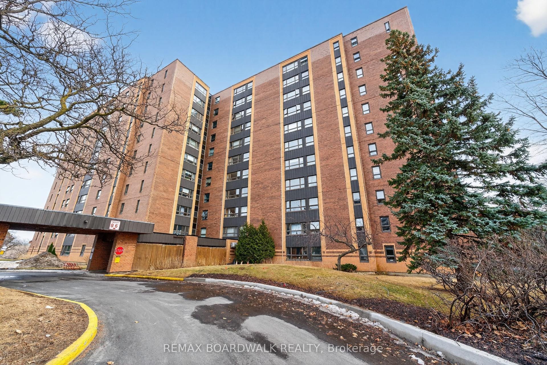 1356 Meadowlands Drive E 407 #407, Cityview - Parkwoods Hills - Rideau Shore — Condo for sale, photo 1