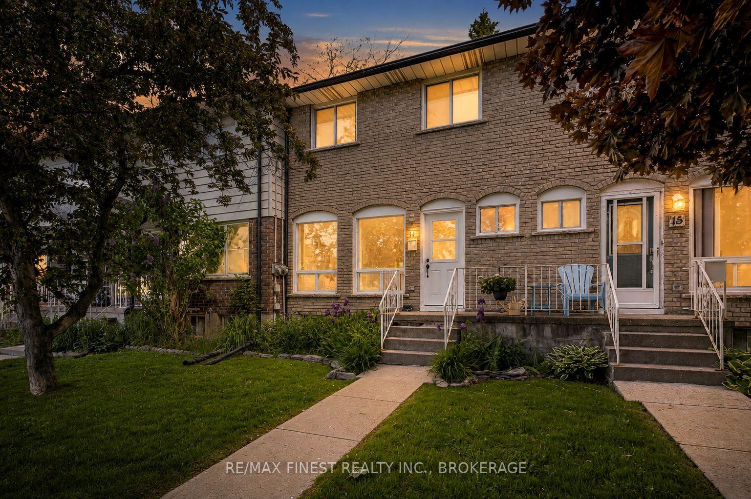 30 Addington Street 14 #14, Loyalist — Condo Town for sale, photo 1