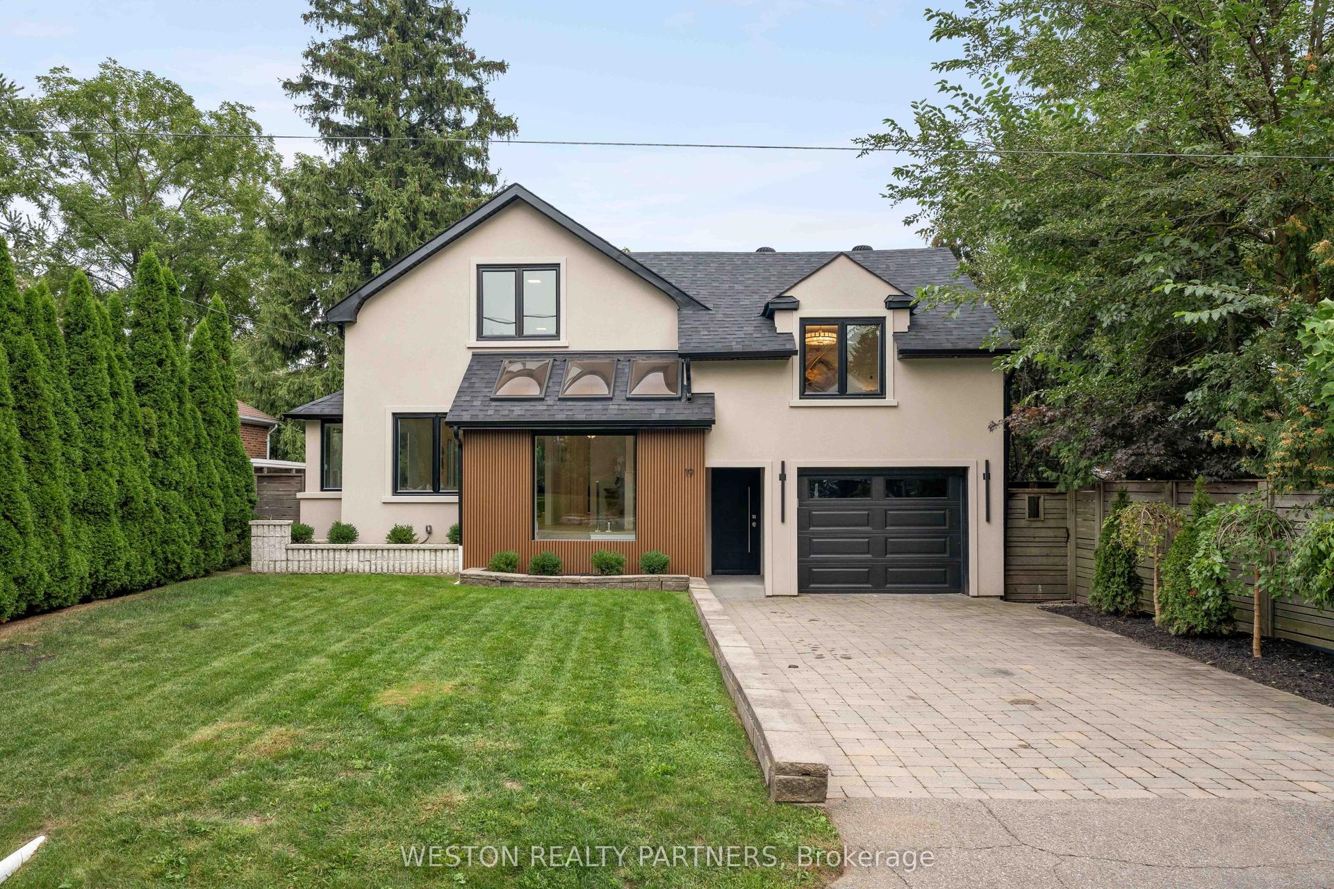 19 Mattice Road, Toronto — Detached for sale, photo 1