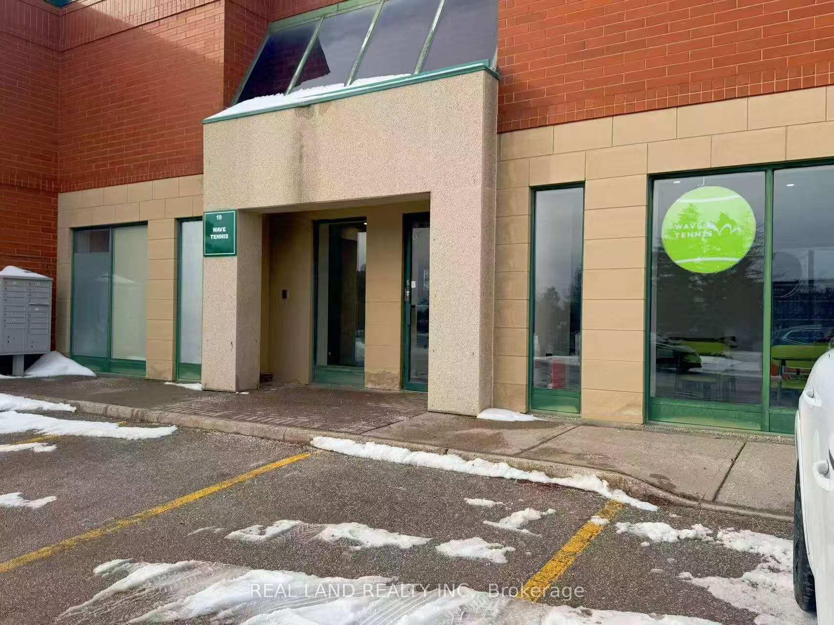 180 Trowers Road S #19 ##19 — photo 1