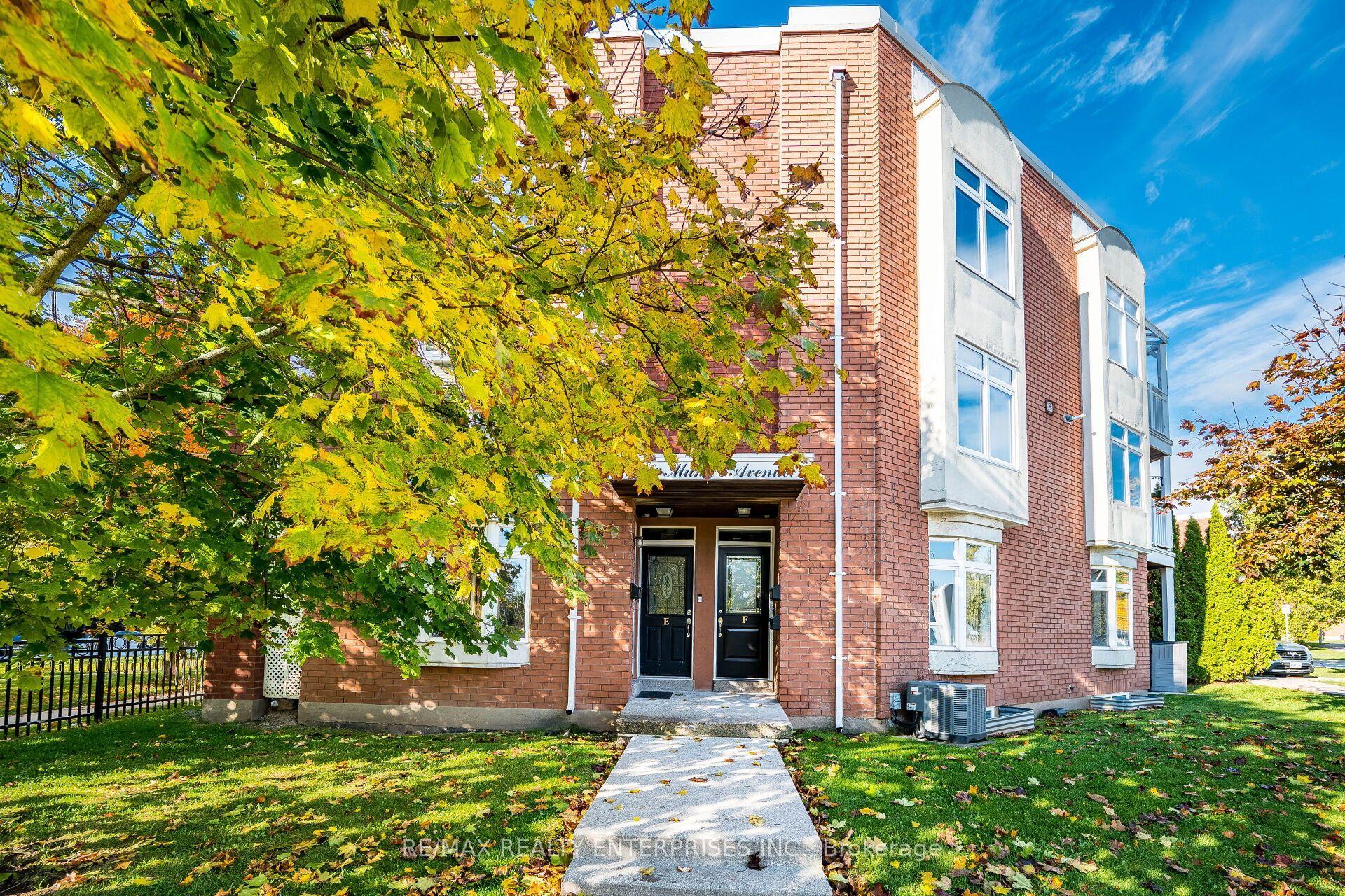 2386 Munn's Avenue Unit E #Unit E, Oakville — Condo Town for sale, photo 1