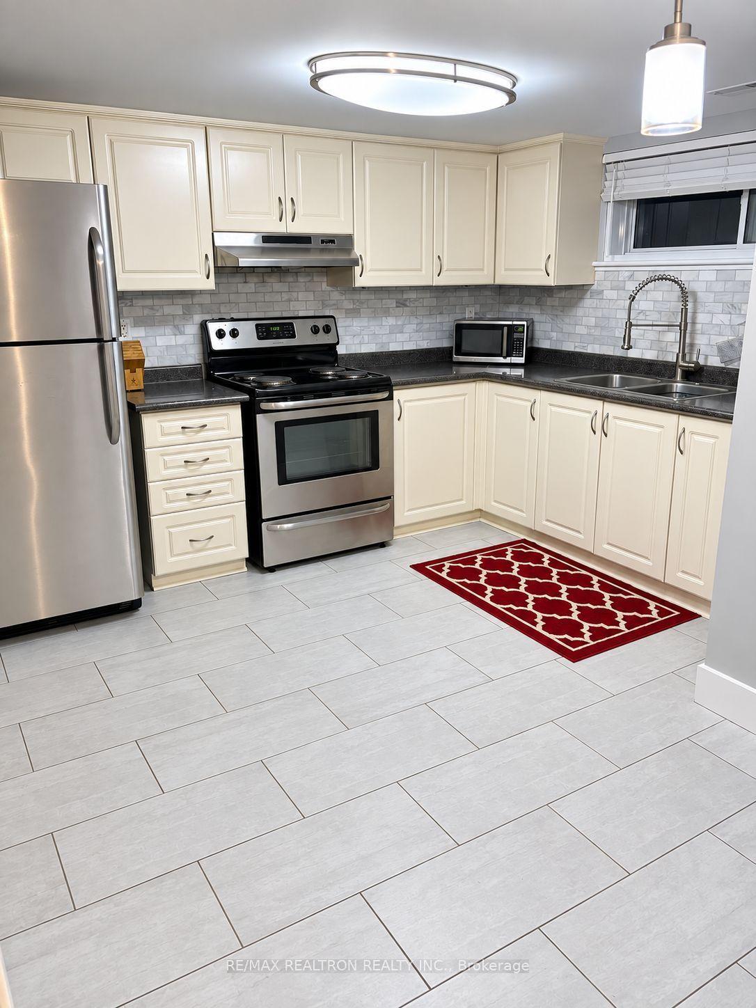197 Honiton Street BSMT #BSMT, Toronto — Detached for lease, photo 1