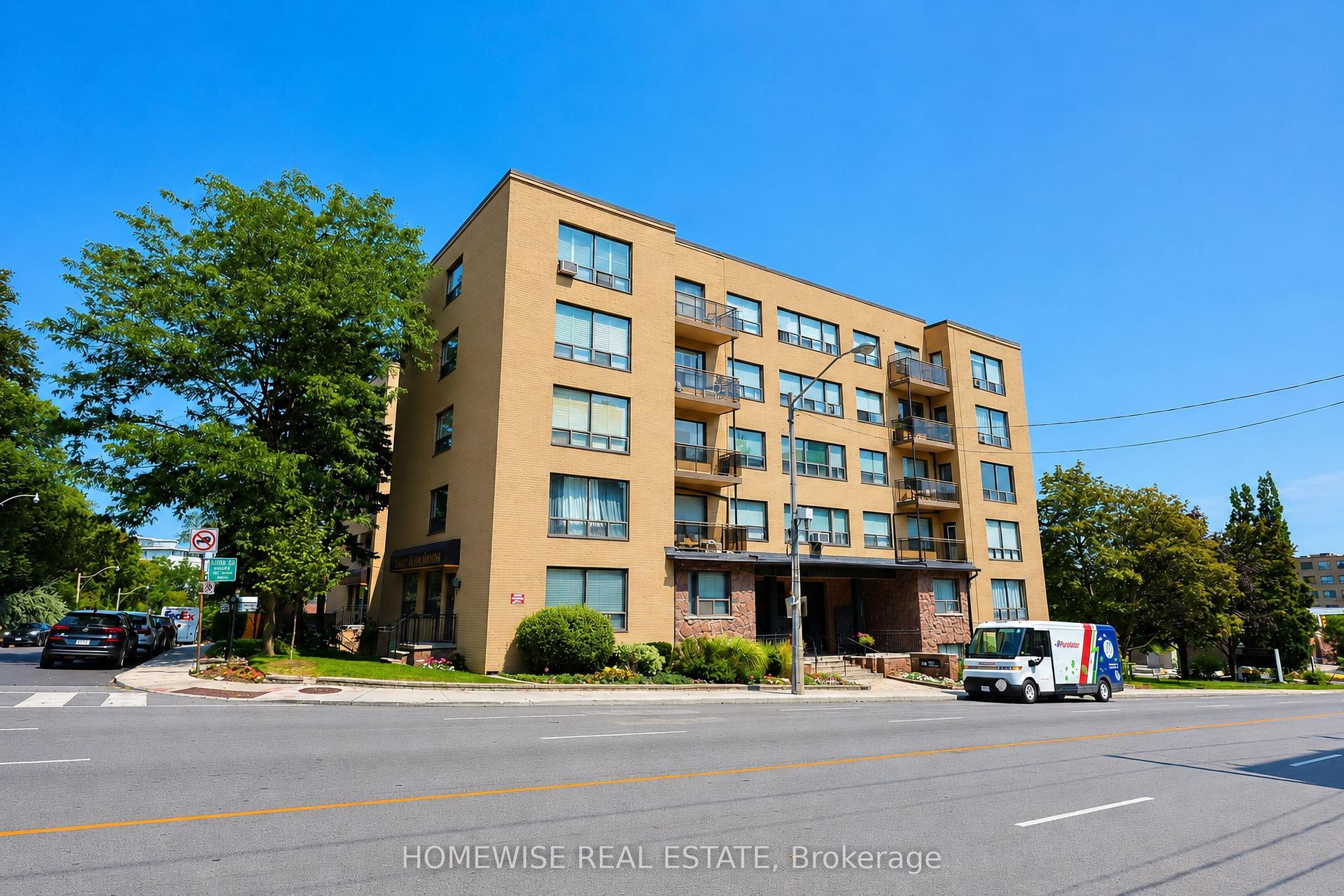 740 Eglinton Avenue 401 #401, Toronto — Condo for lease, photo 1