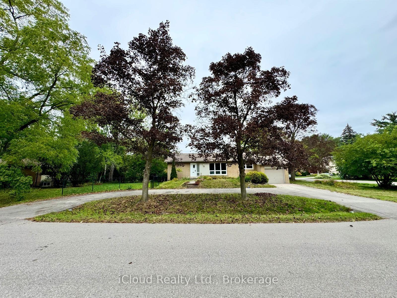 122 Selgrove Crescent, Oakville — Detached for lease, photo 1