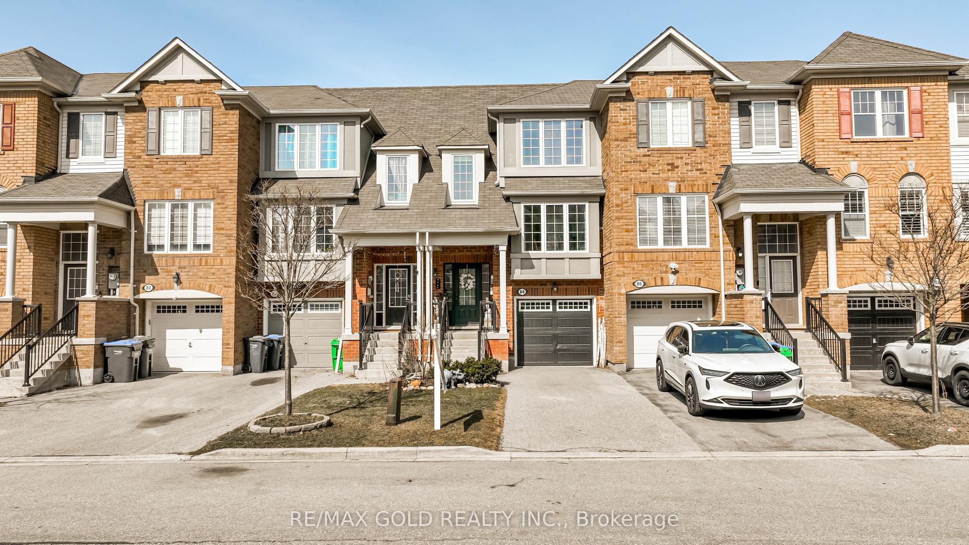 84 Vanhorne Close — photo 1