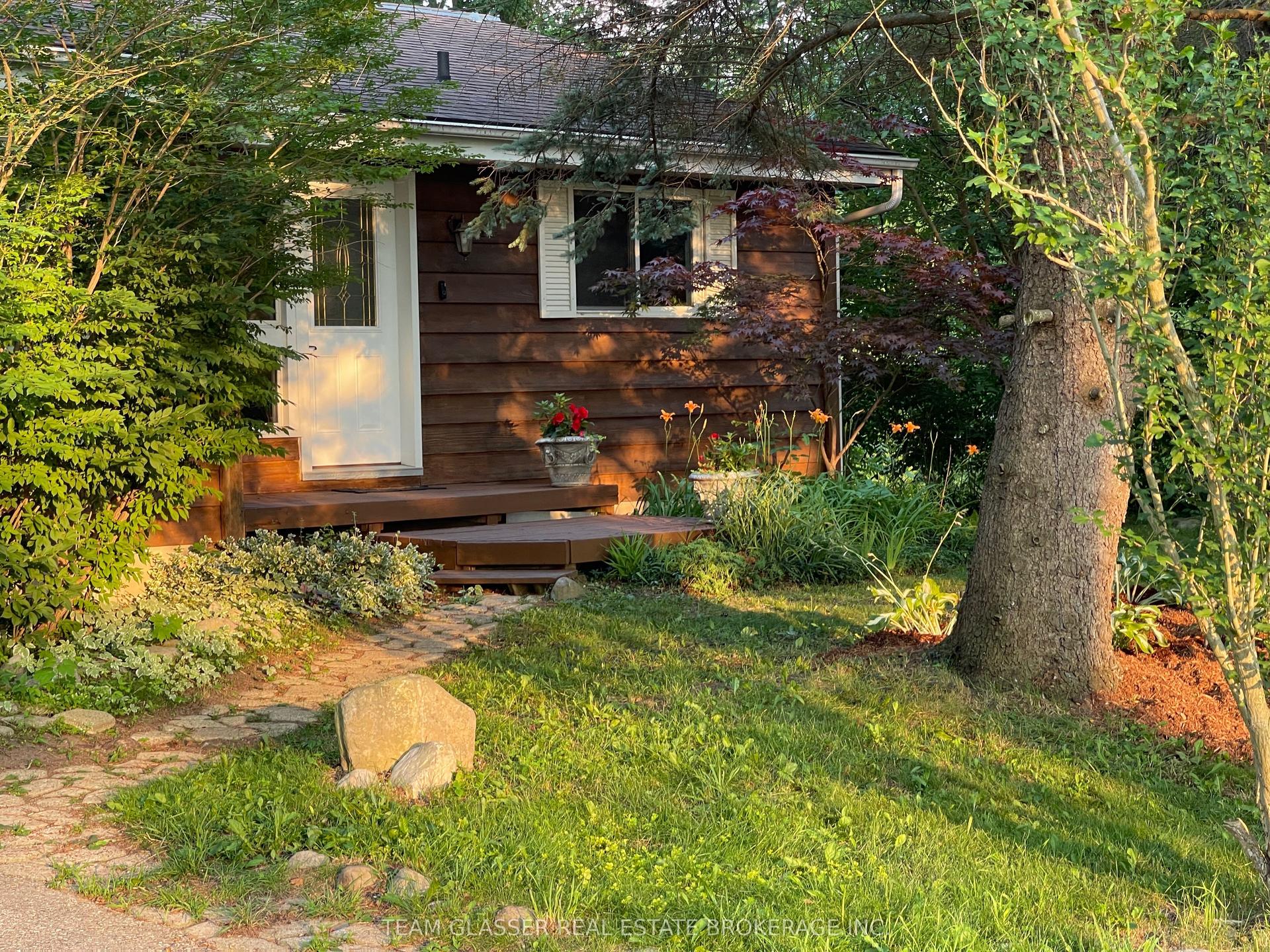 214 North Street — photo 1