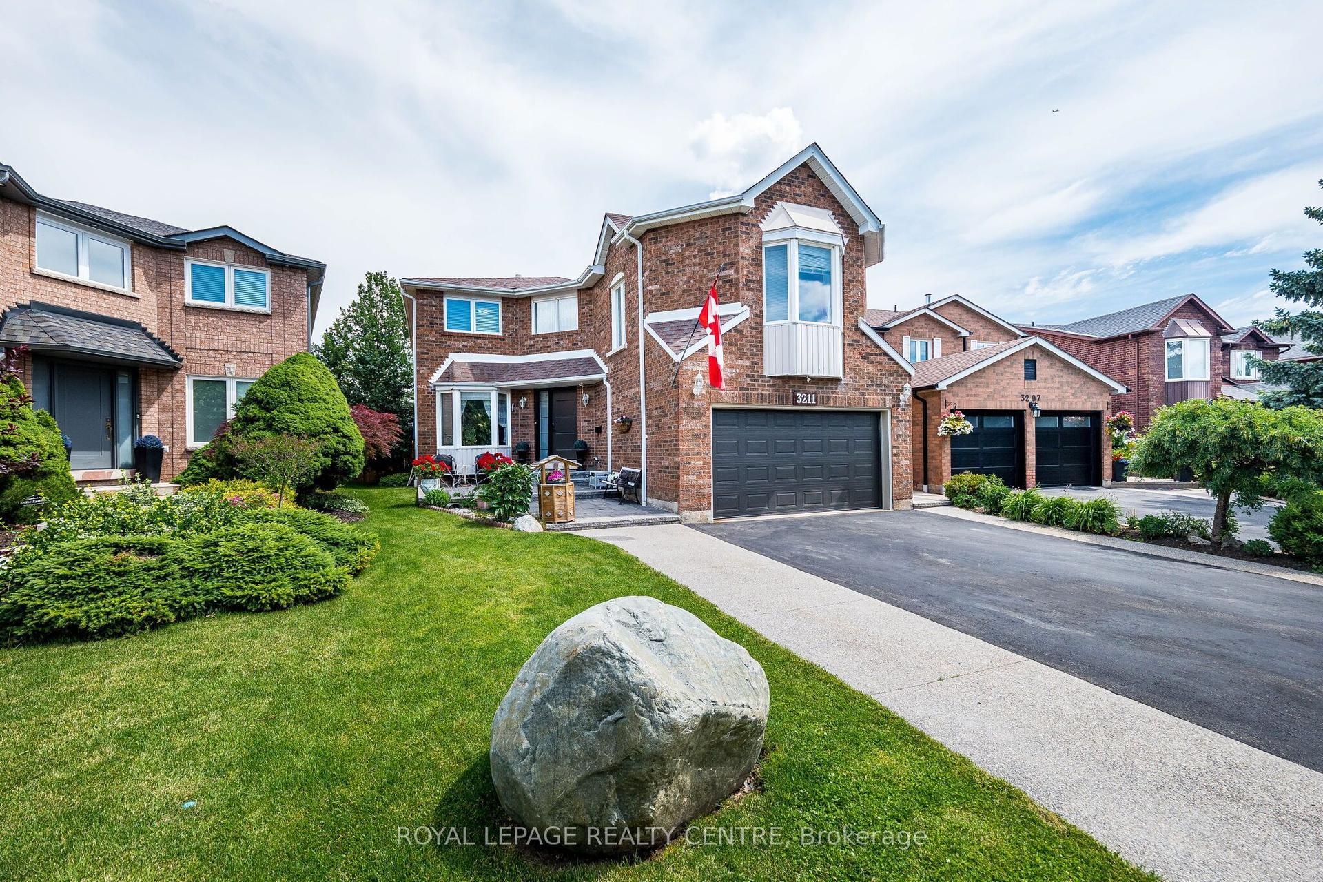 3211 Dovetail Mews, Mississauga — Detached for sale, photo 1