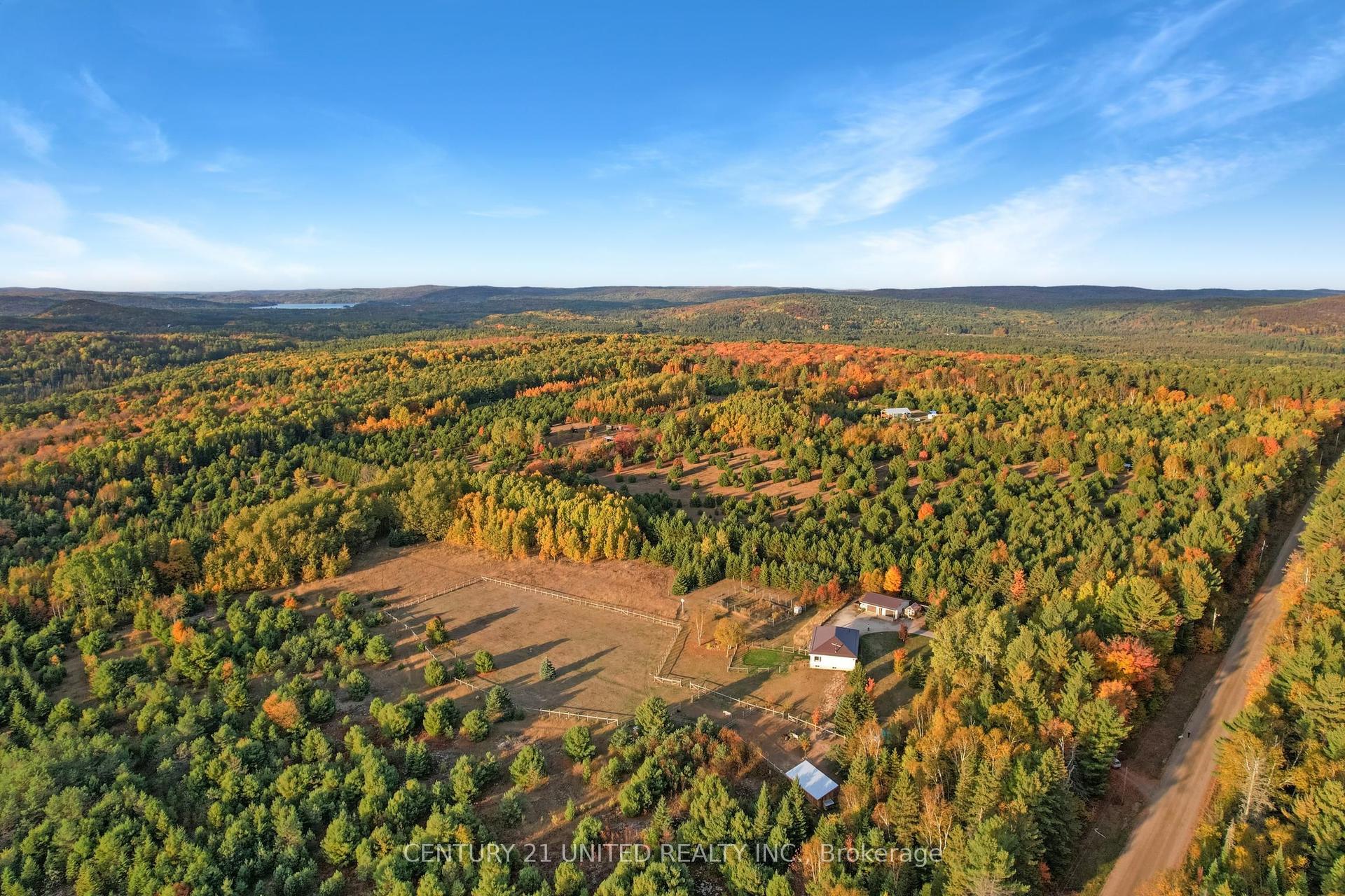 31 McLean Road — photo 1