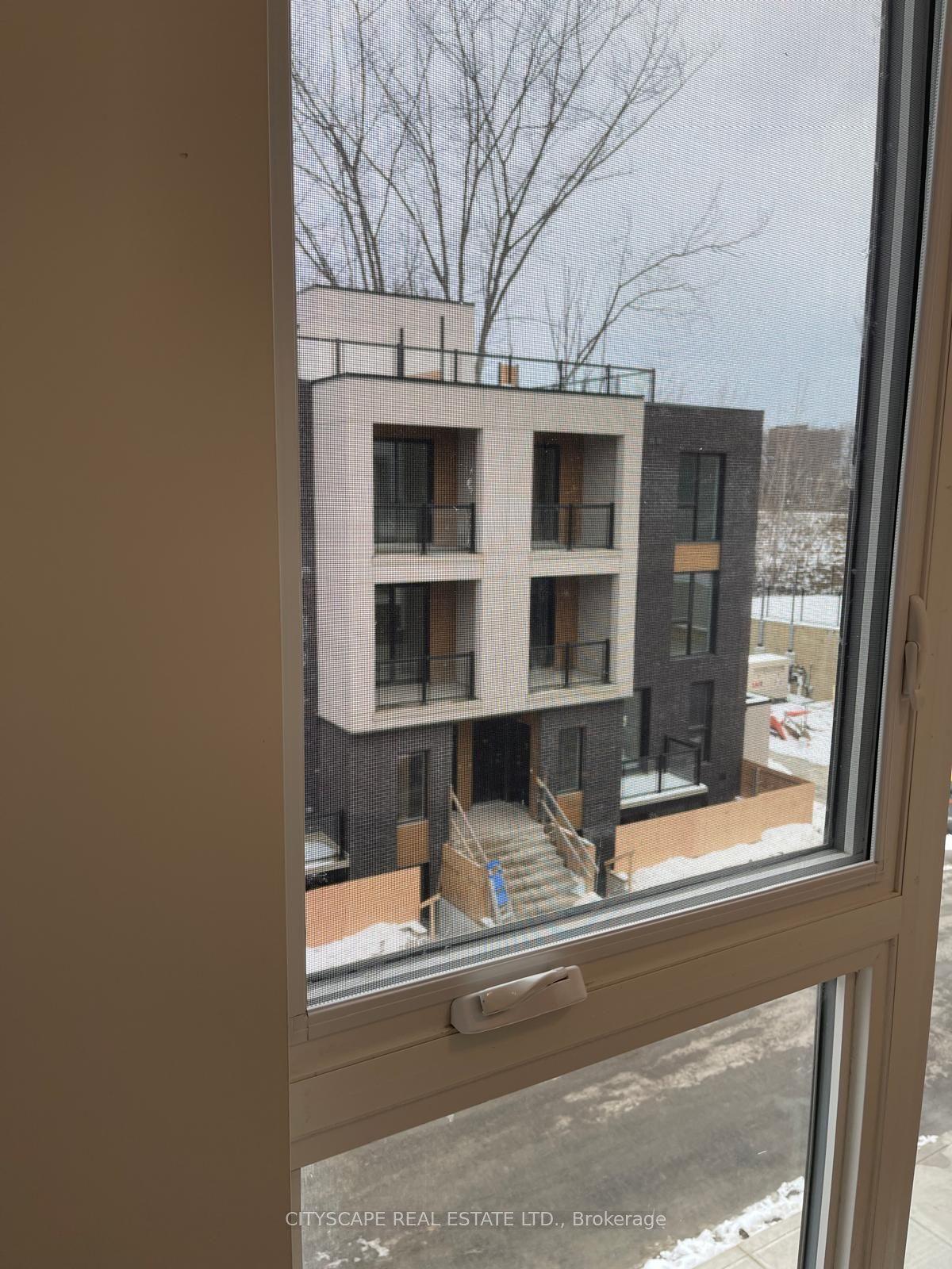 174 Clonmore Drive 4 #4, Toronto — Condo Town for lease, photo 1