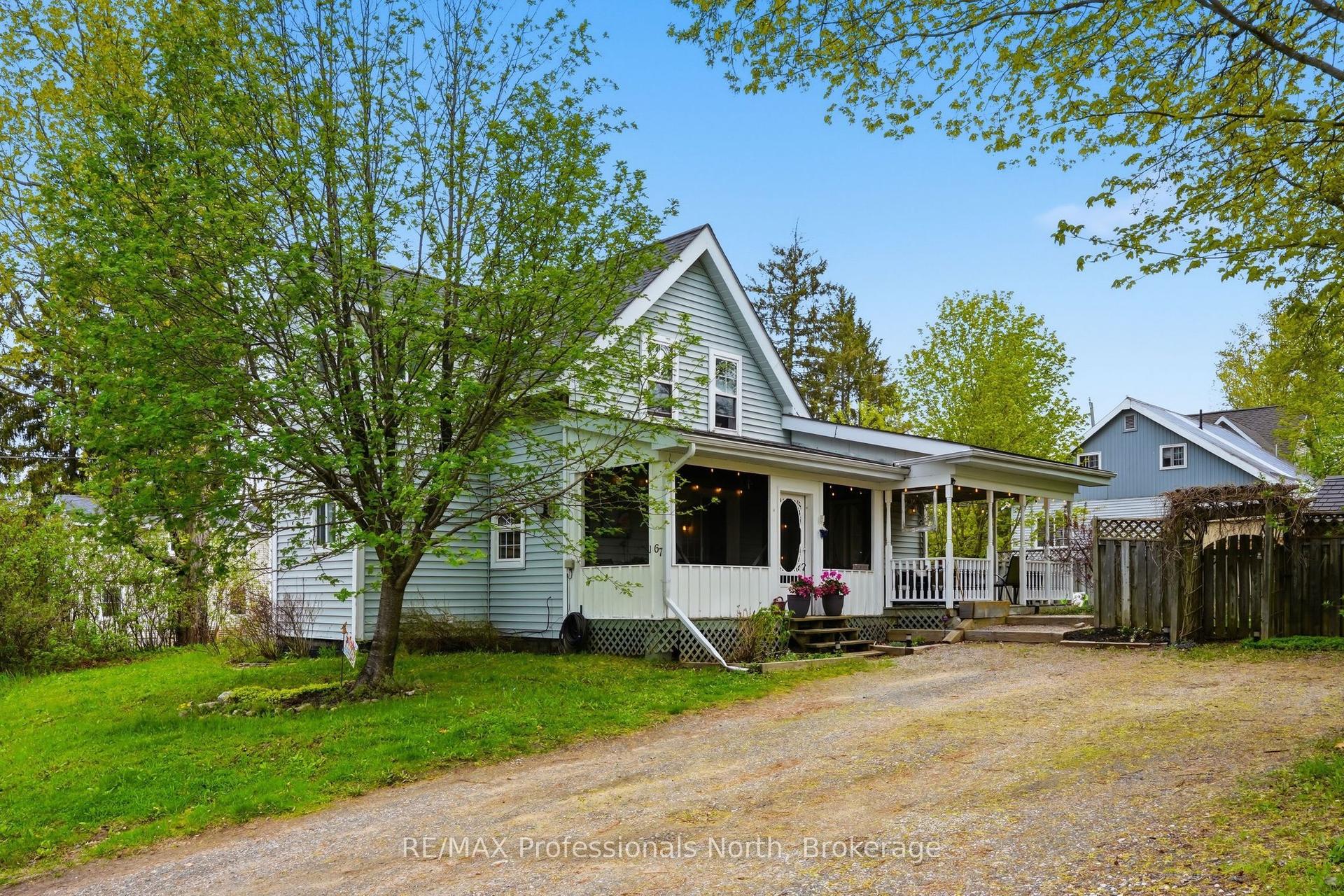 67 YOUNG Street — photo 1