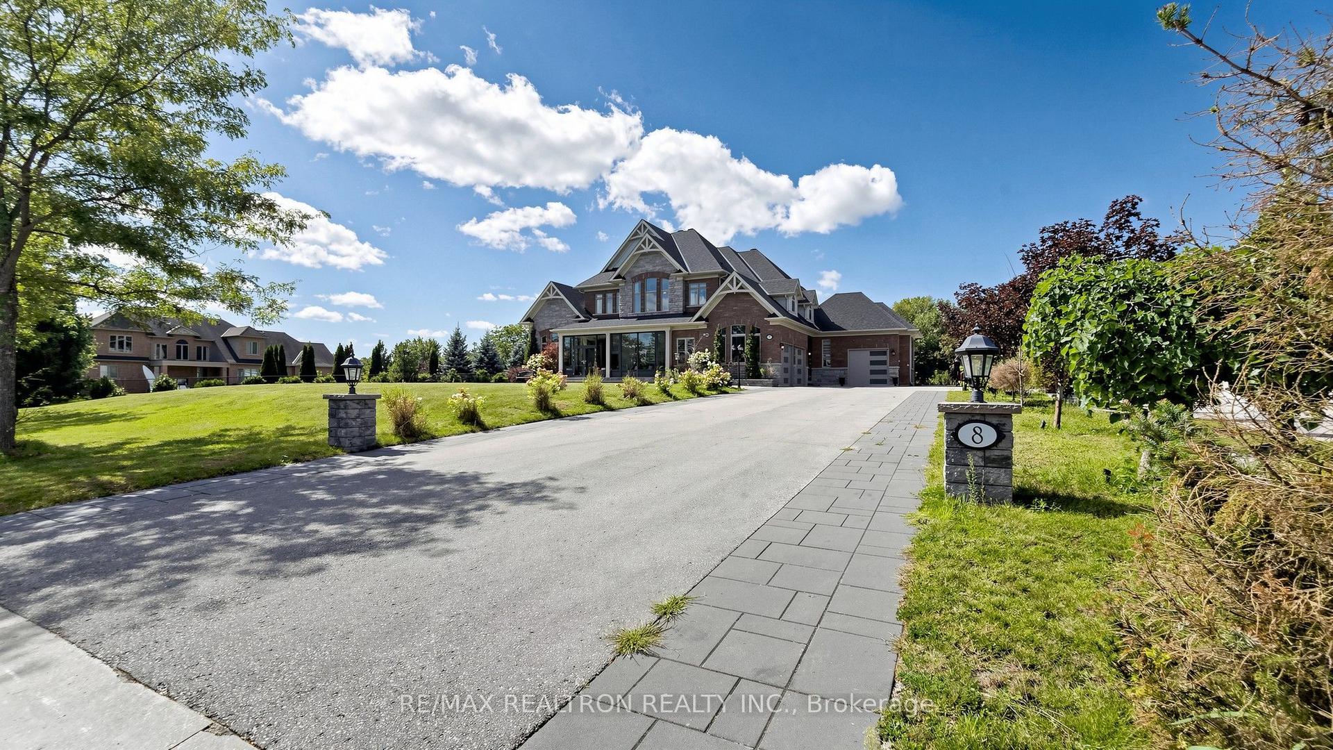 8 Fawn Grove, Whitchurch-Stouffville — Detached for sale, photo 1