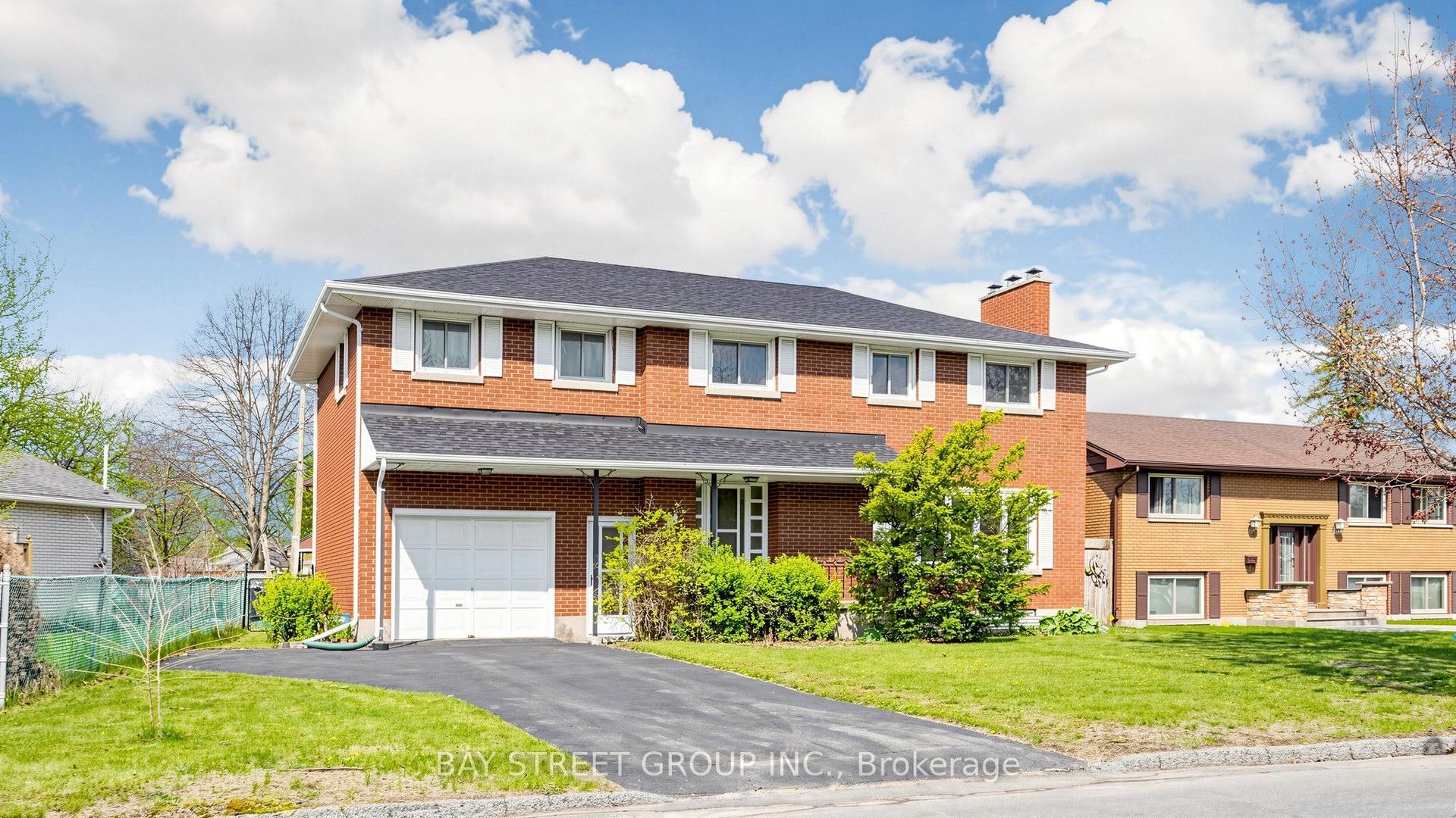 14 Machar Place, Kingston — Detached for sale, photo 1