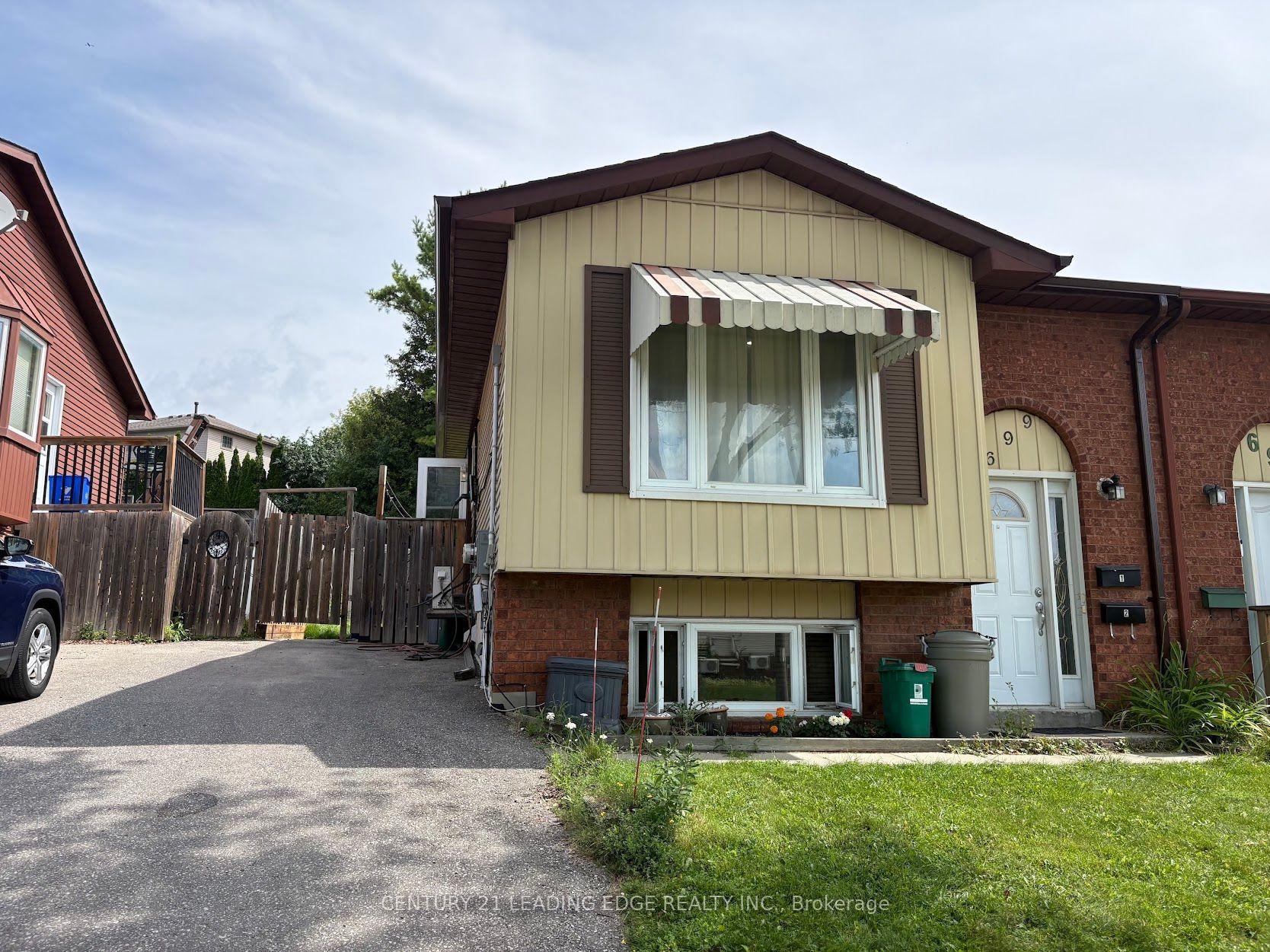 699 Attersley Drive 1 #1, Oshawa — Semi-Detached for lease, photo 1