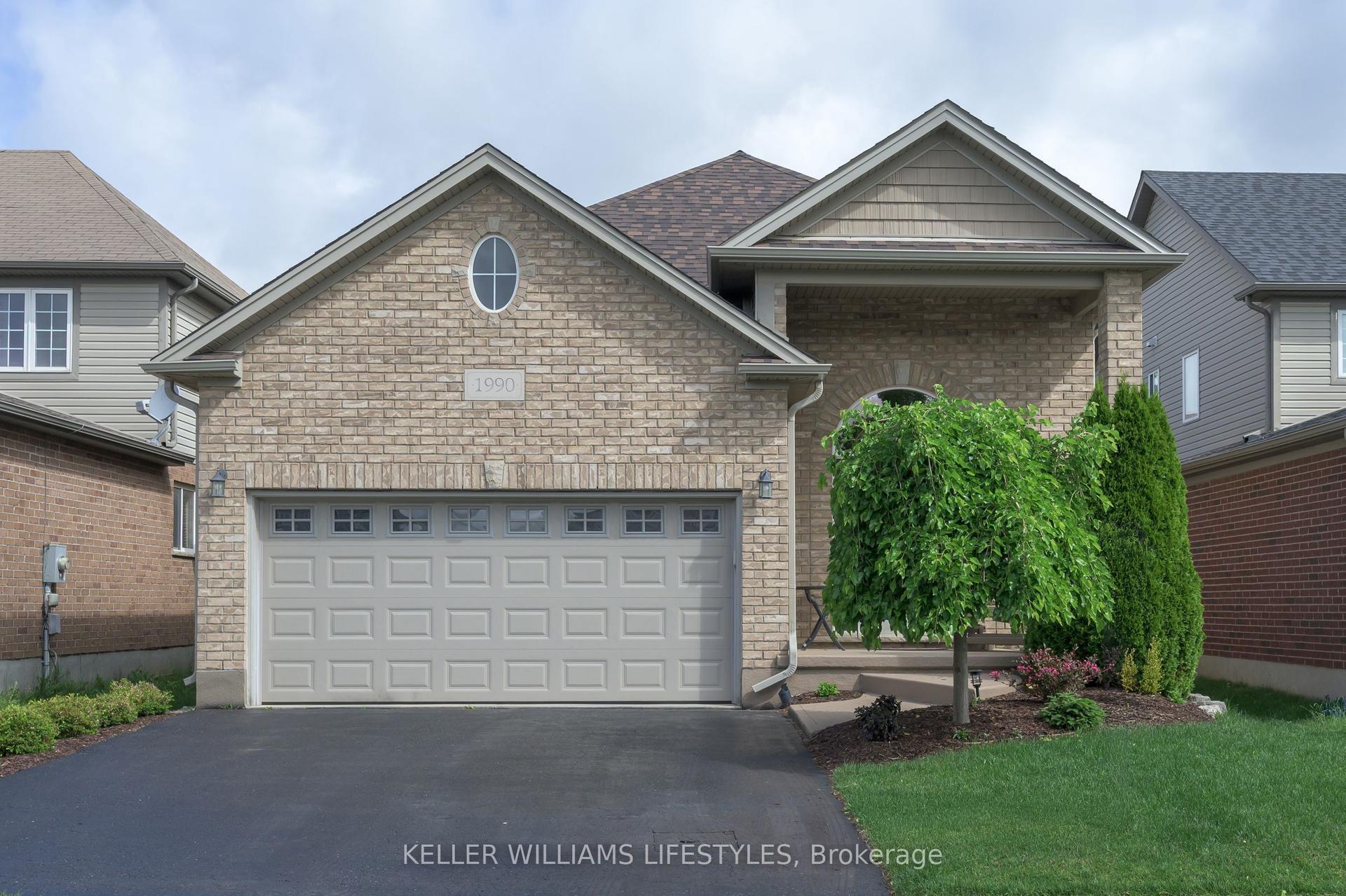 1990 Foxwood Avenue, London North — Detached for sale, photo 1