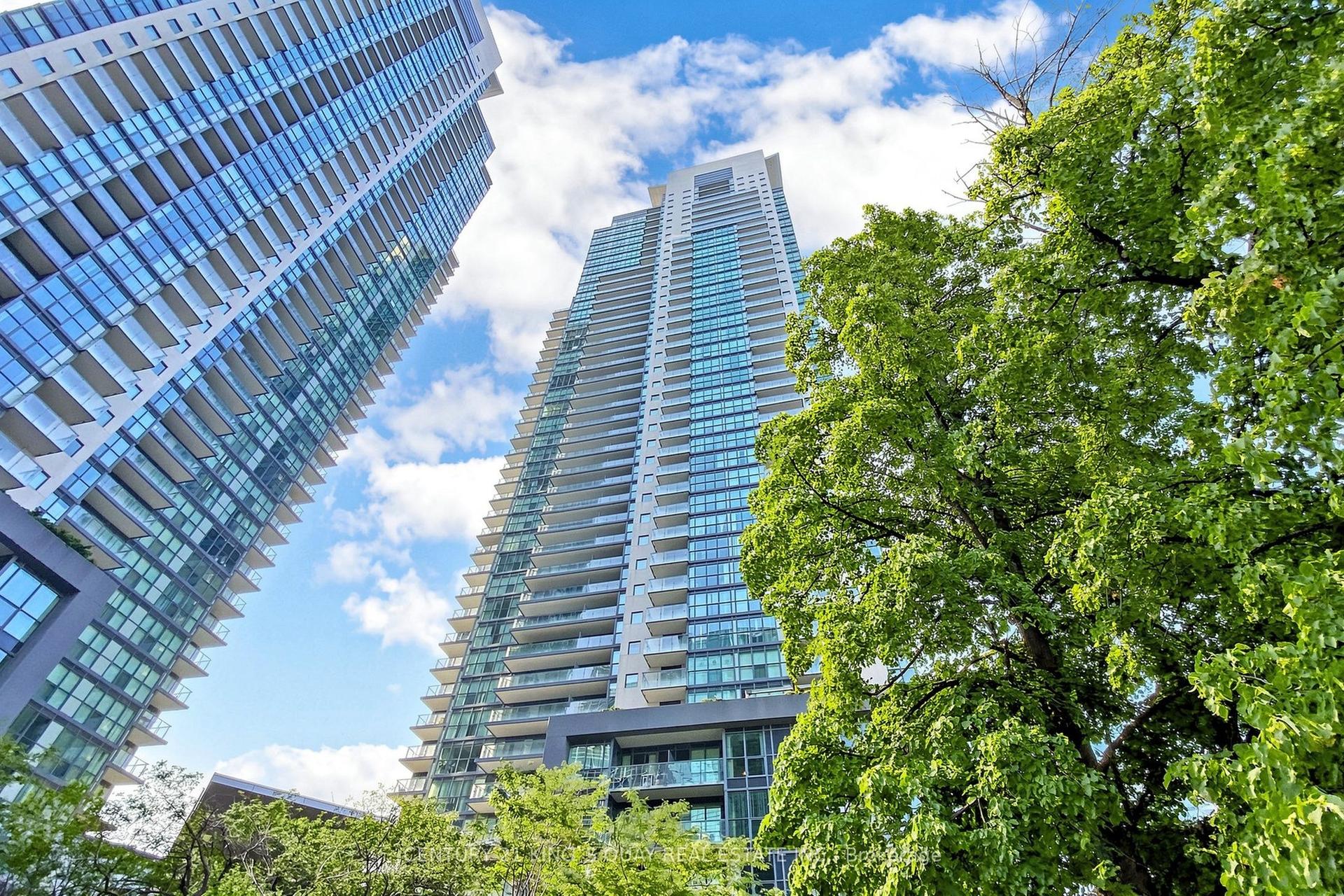 5168 Yonge Street LPH101 #LPH101, Toronto — Condo for sale, photo 1