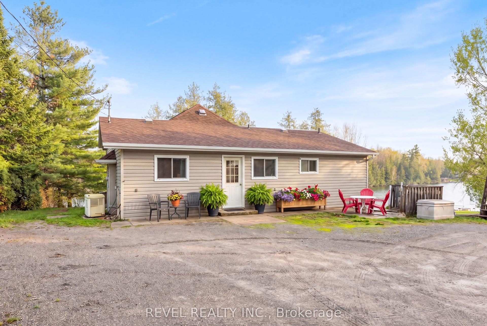 106 Coldstream Road, Kawartha Lakes — Detached for sale, photo 1