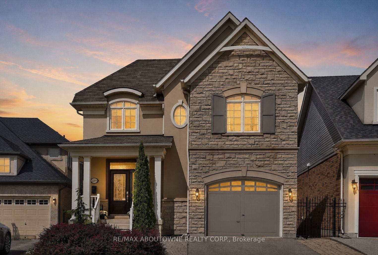 2269 Whitworth Drive, Oakville — Detached for sale, photo 1