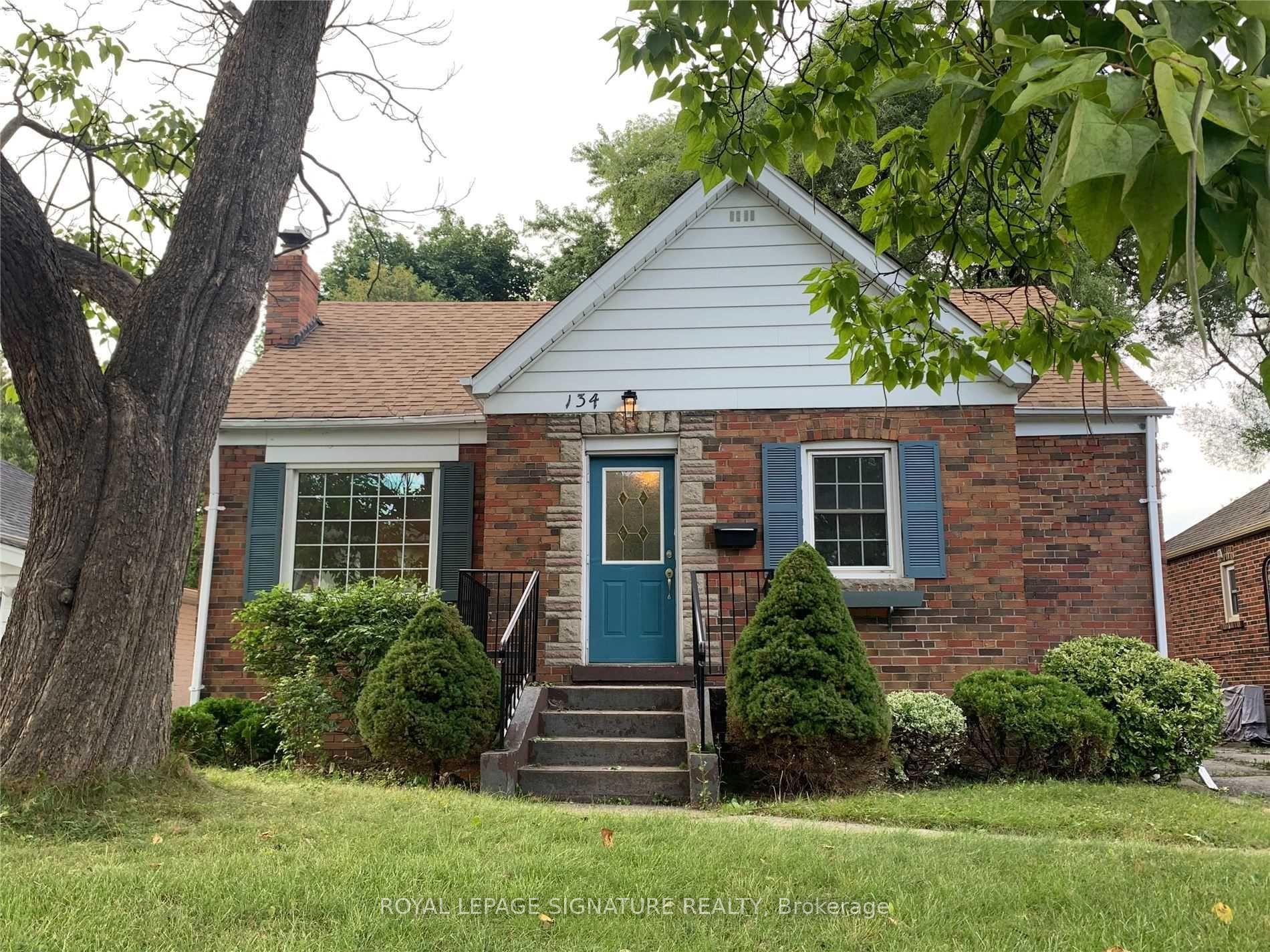 134 Glendora Avenue — photo 1
