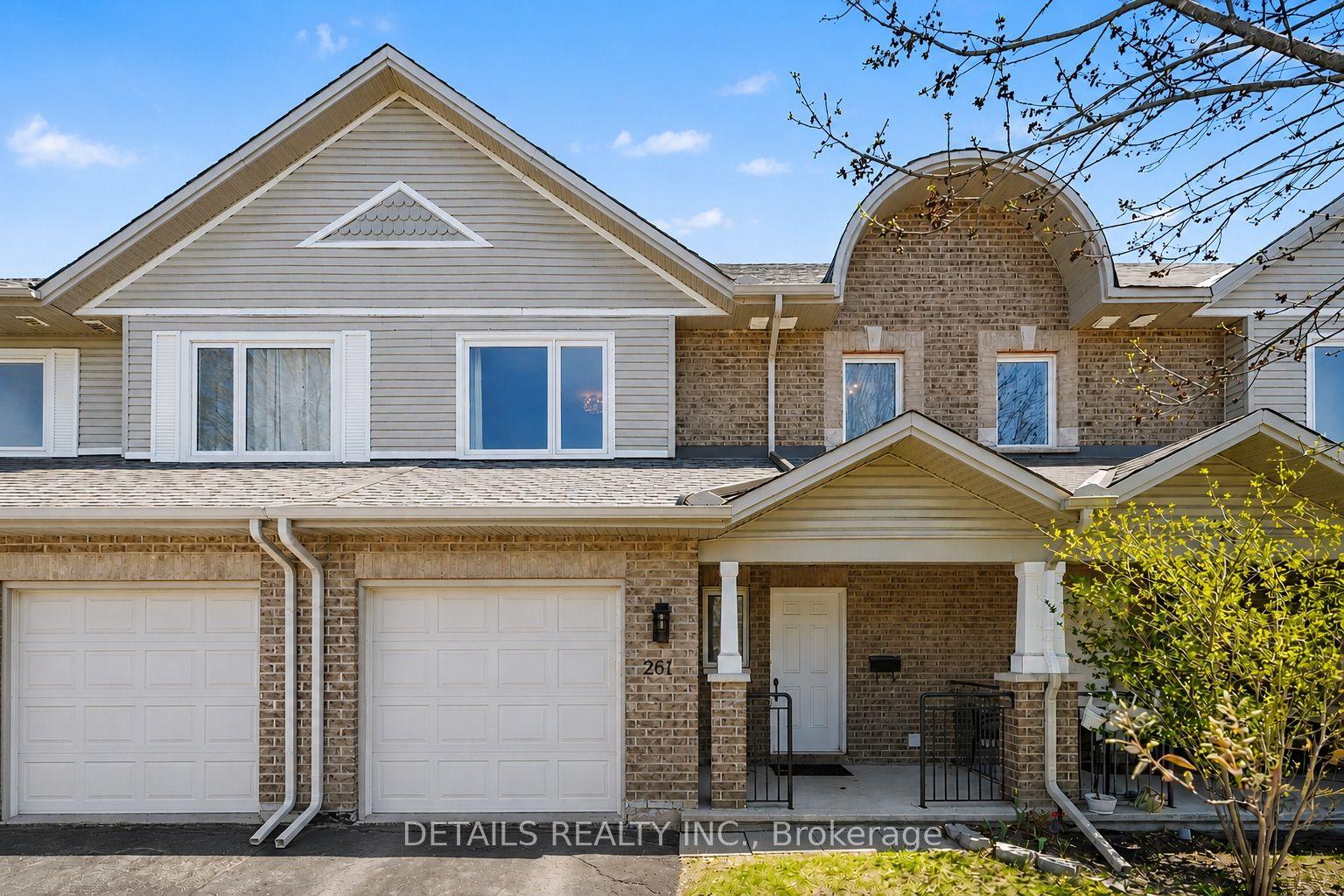 261 Parkin Circle, Blossom Park - Airport and Area — Townhouse for sale, photo 1
