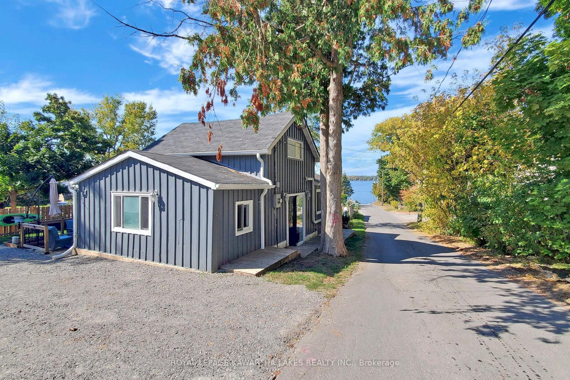12 Birchcliff Avenue — photo 1