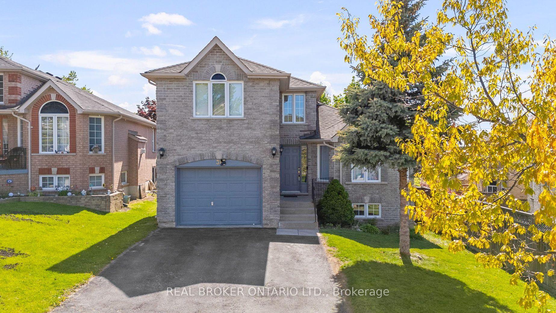 31 Bell Street, Barrie — Detached for sale, photo 1