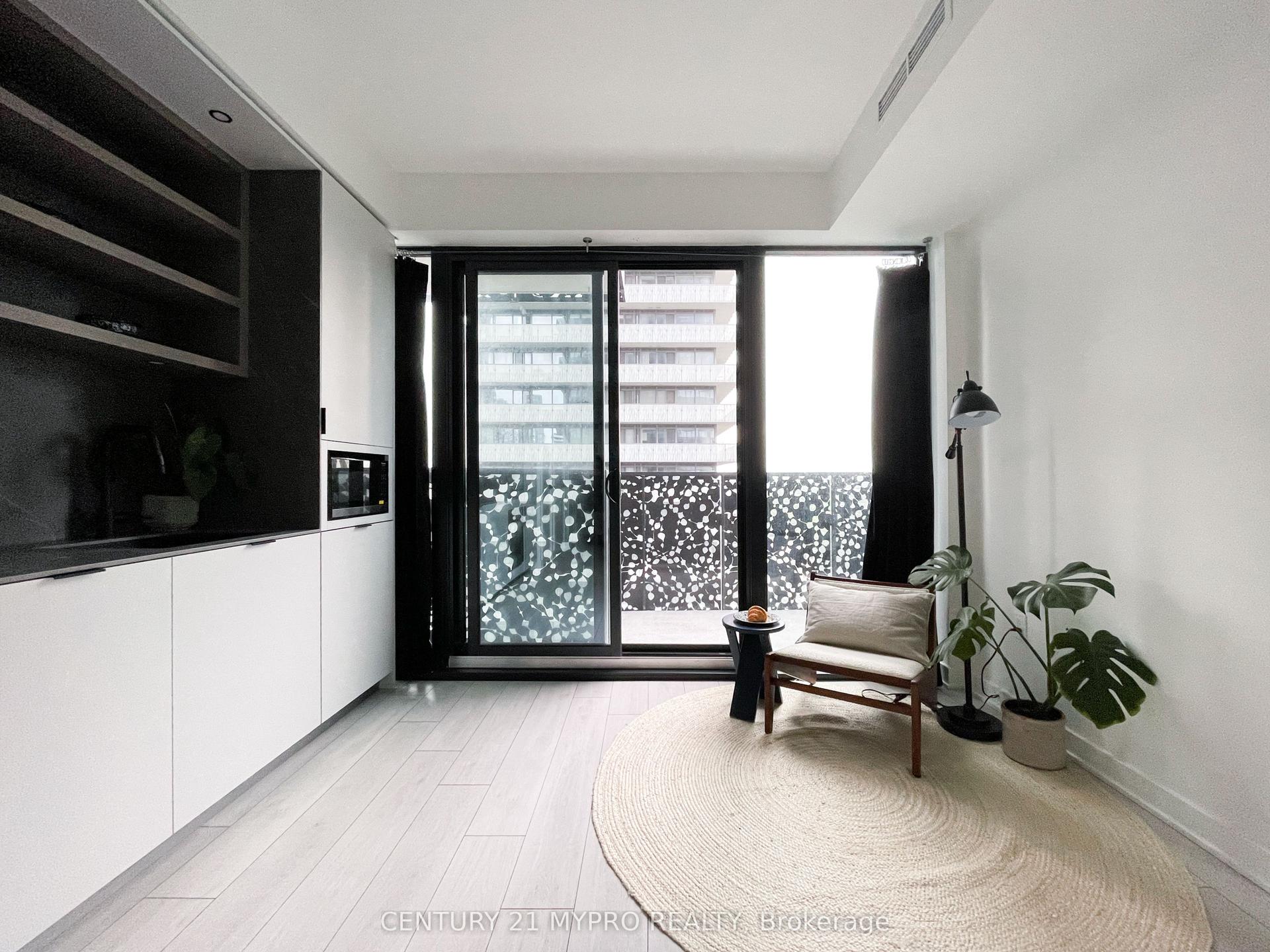 55 Charles Street E 2111 #2111, Toronto — Condo for lease, photo 1
