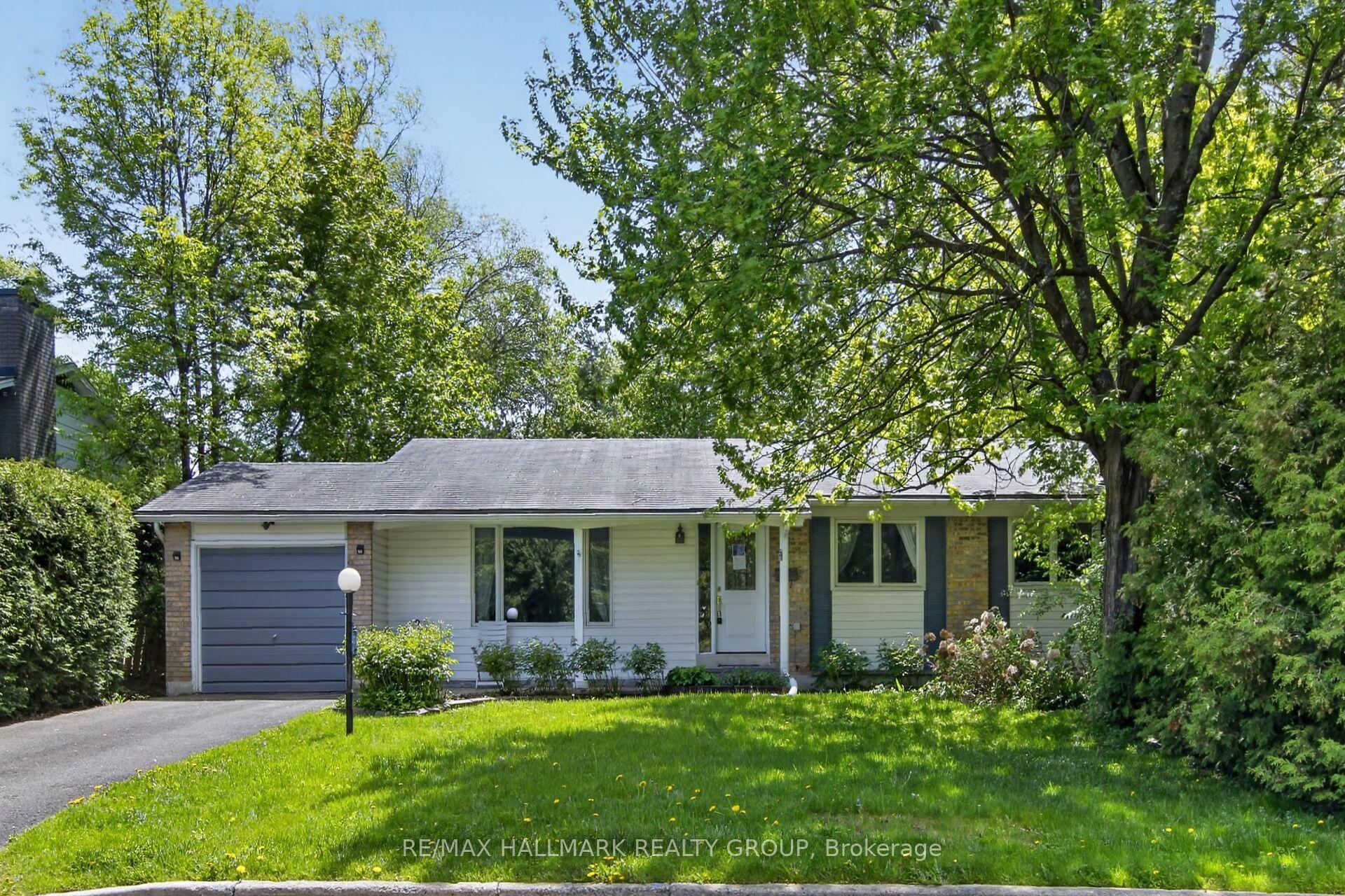 41 Parkmount Crescent — photo 1