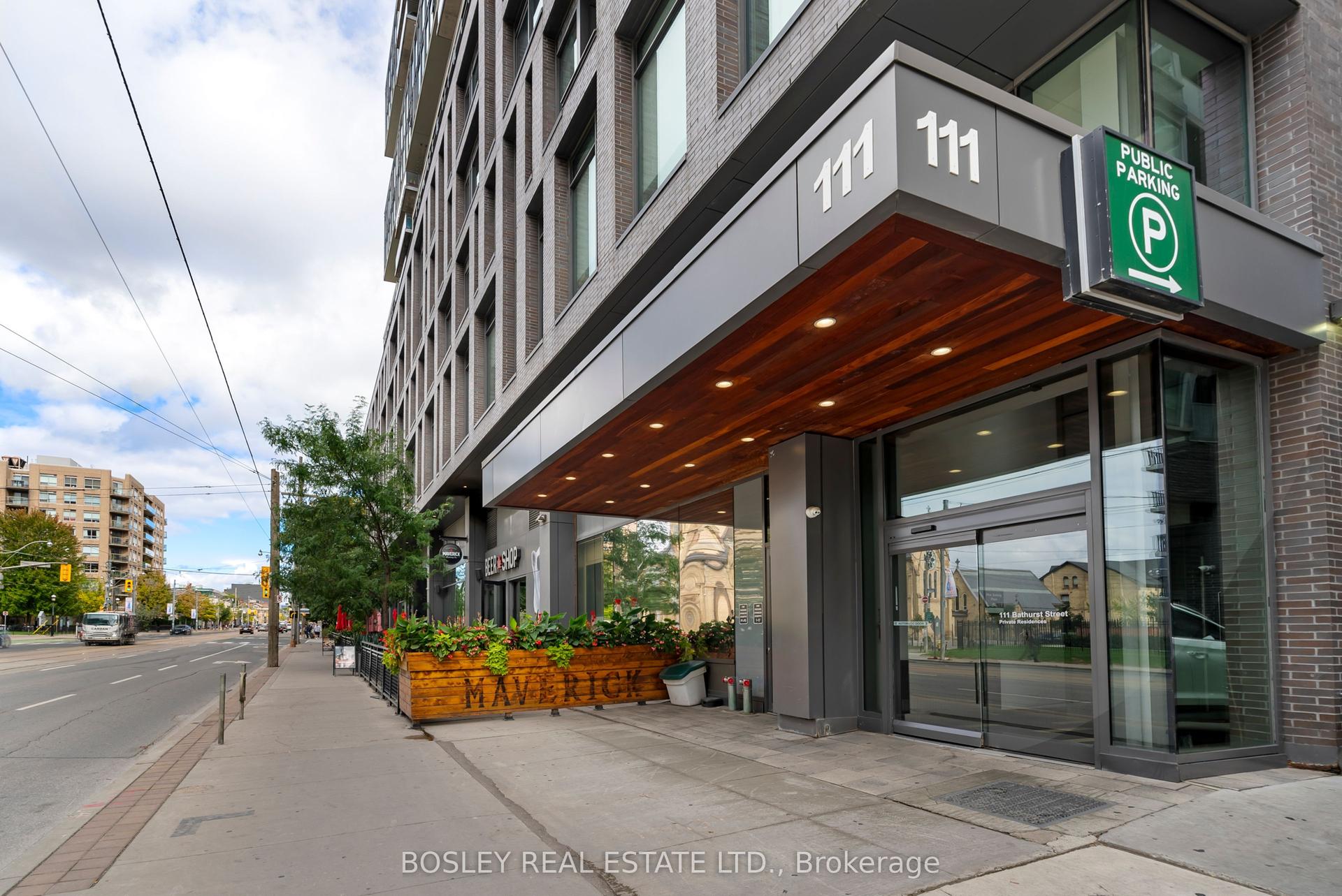 111 Bathurst Street 1007 #1007, Toronto — Condo for lease, photo 1