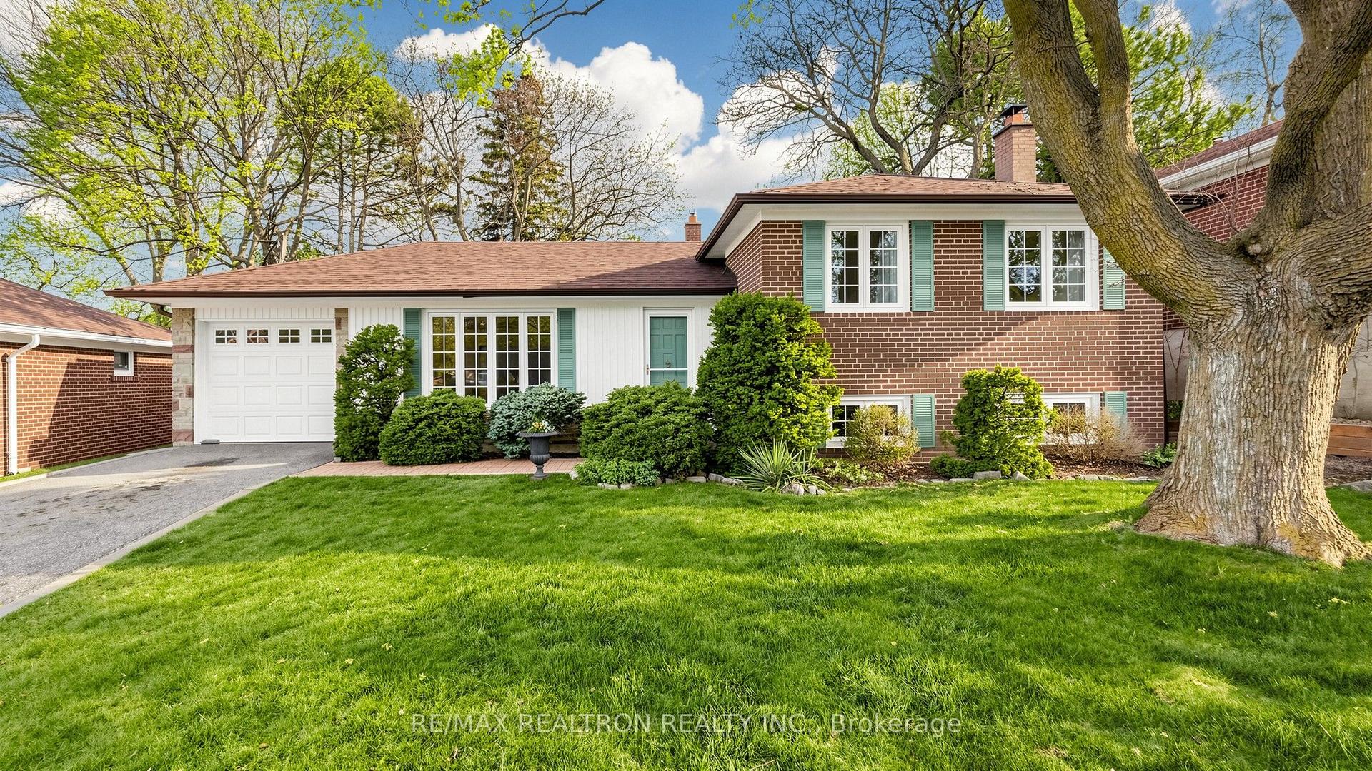 42 Resolution Crescent — photo 1