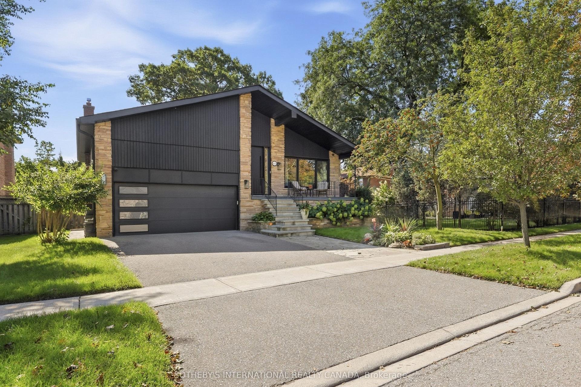 420 Abington Avenue, Mississauga — Detached for sale, photo 1