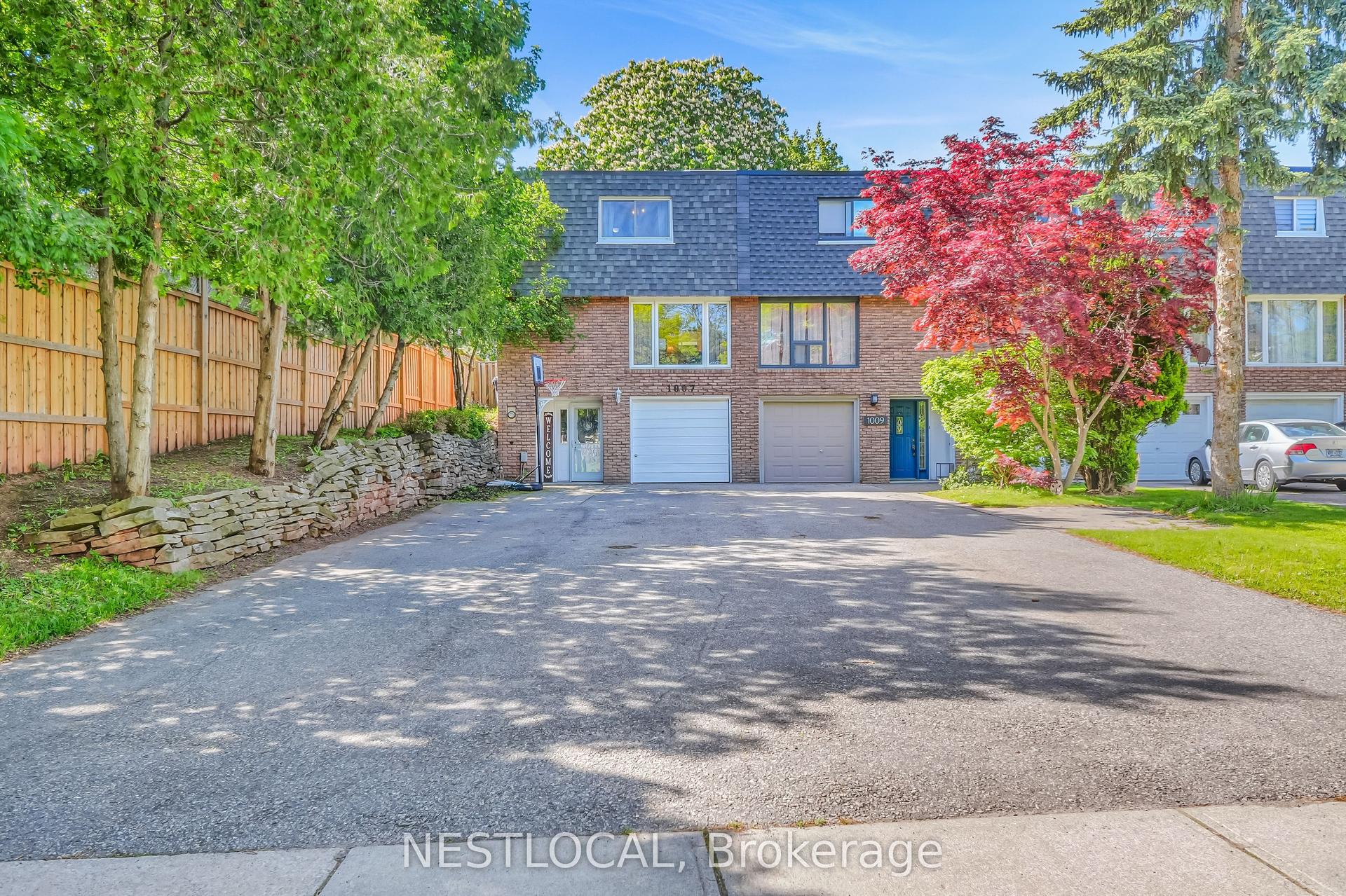 1007 Falgarwood Drive — photo 1