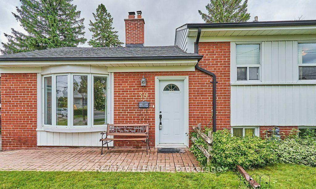 39 Cornwallis Drive, Toronto — Detached for lease, photo 1