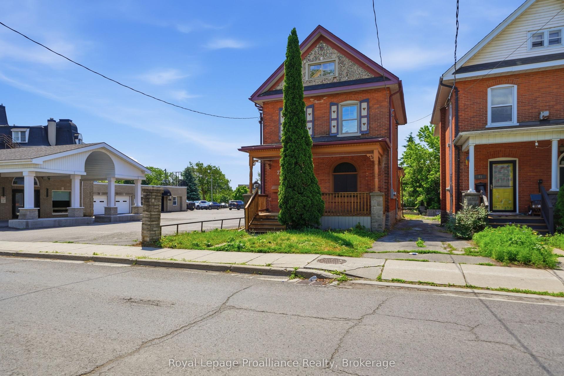 79 Bridge Street W — photo 1