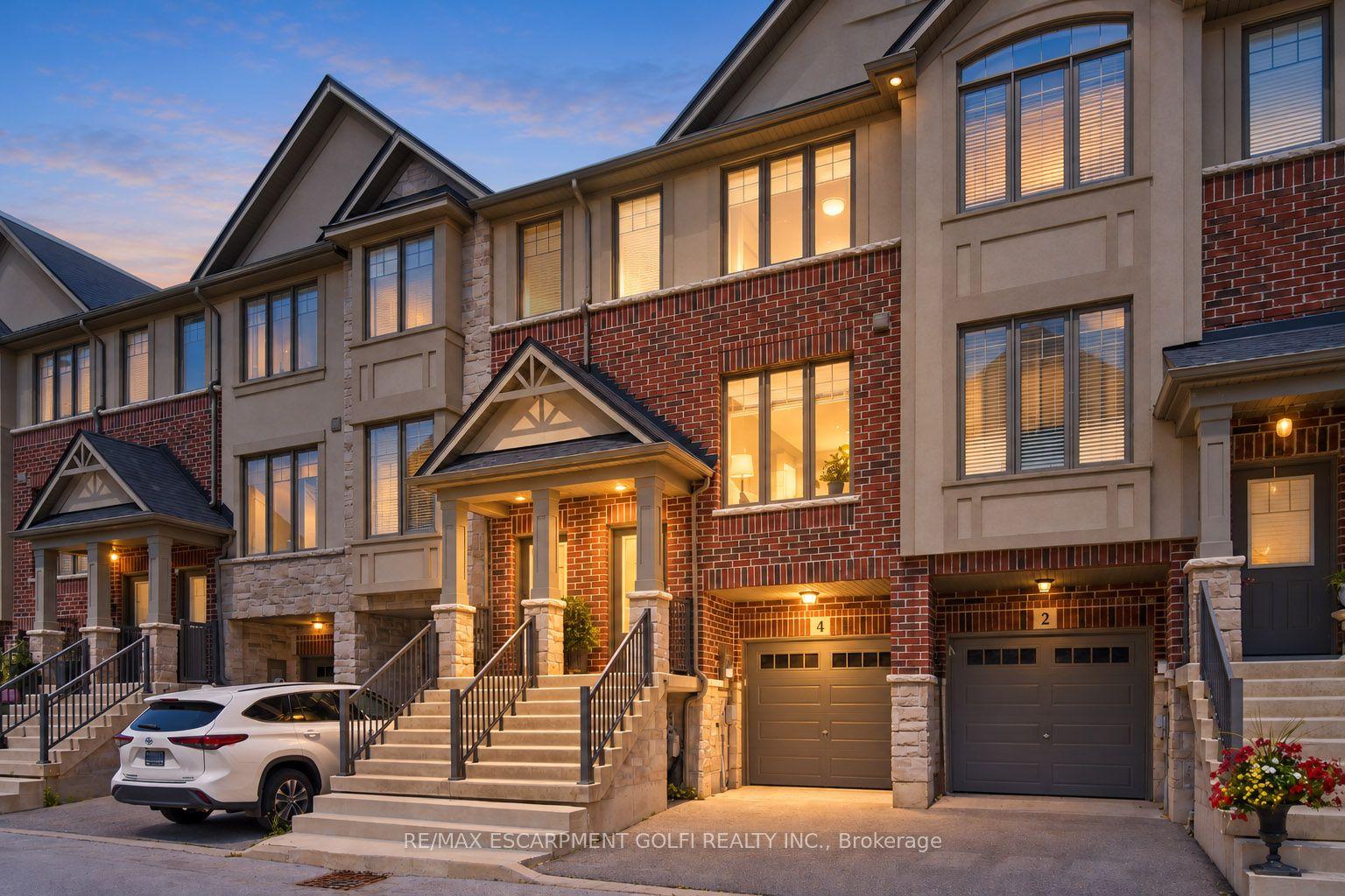 4 Could Lane, Hamilton — Townhouse for sale, photo 1