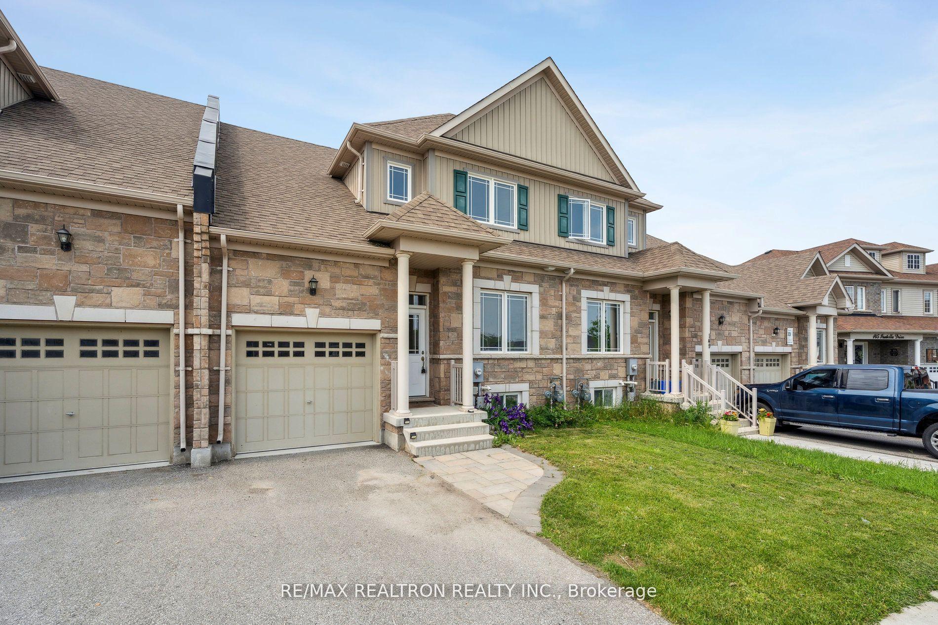 151 ISABELLA Drive — photo 1