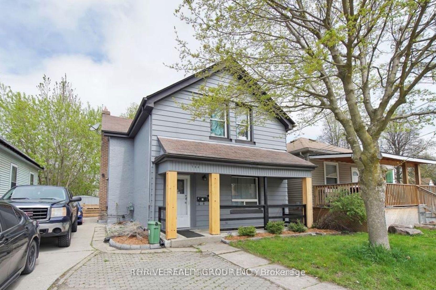 784 Little Grey Street — photo 1