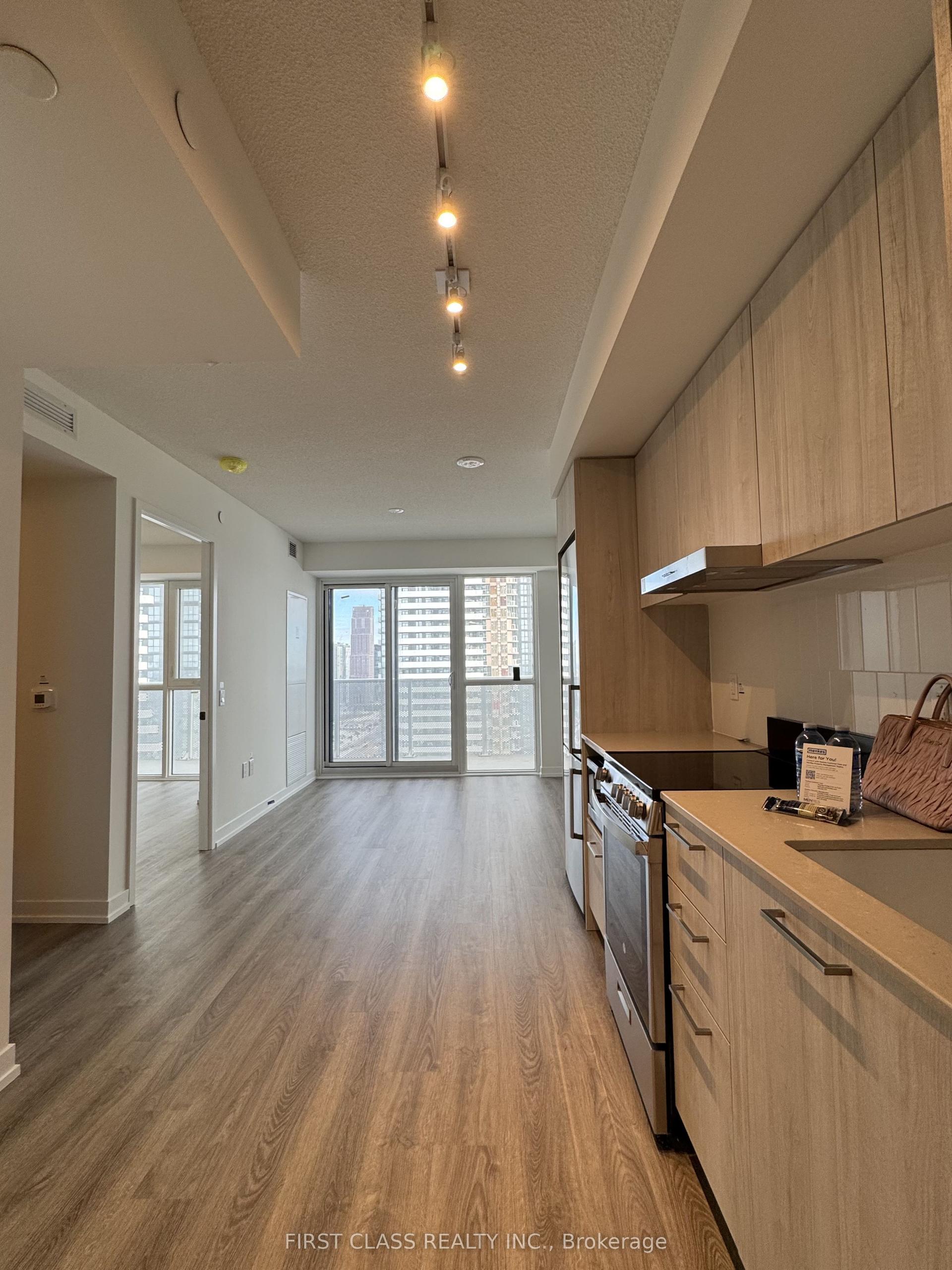 195 Commerce Street 3501 #3501 — photo 1