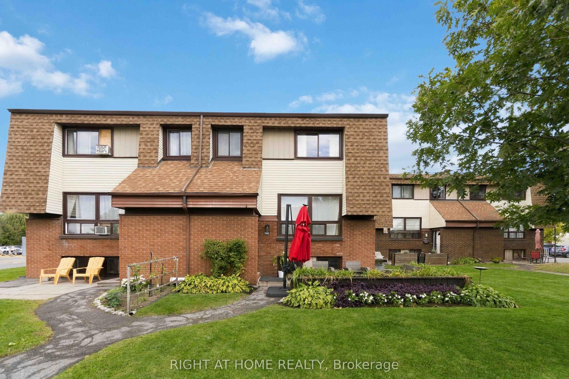 23 Woodvale C #C, South of Baseline to Knoxdale — Condo Town for sale, photo 1