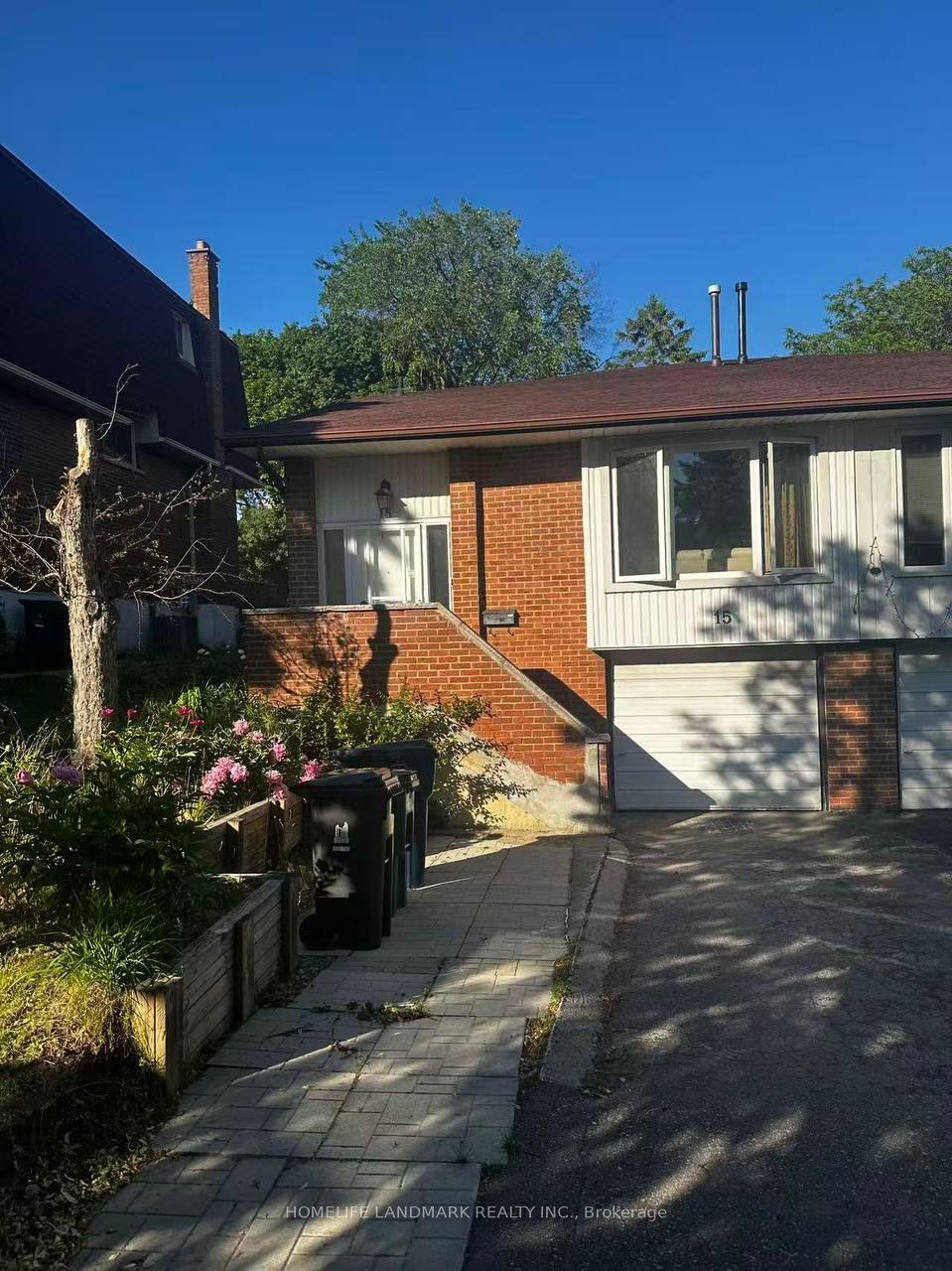 15 Harnworth Drive, Toronto — Semi-Detached for lease, photo 1