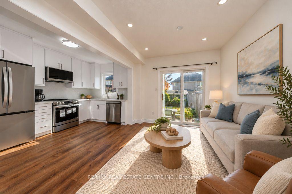 666 Madame Street, Mississauga — Semi-Detached for lease, photo 1