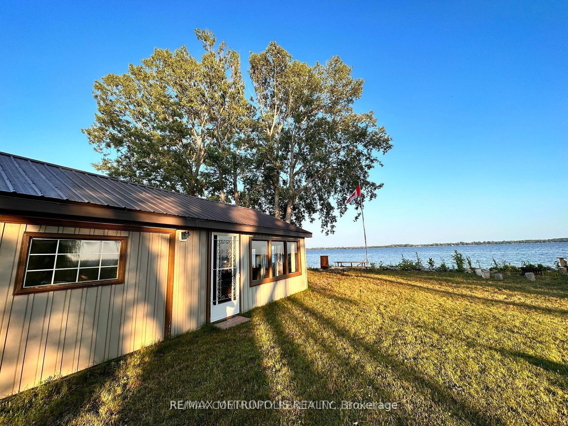 498 Hiscock Shores Road, Prince Edward County — Detached for lease, photo 1