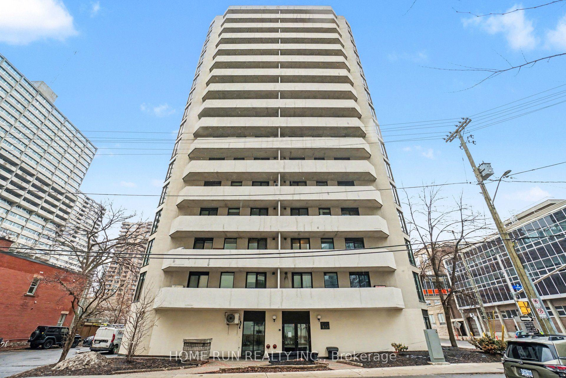200 BAY Street 1103 #1103 — photo 1