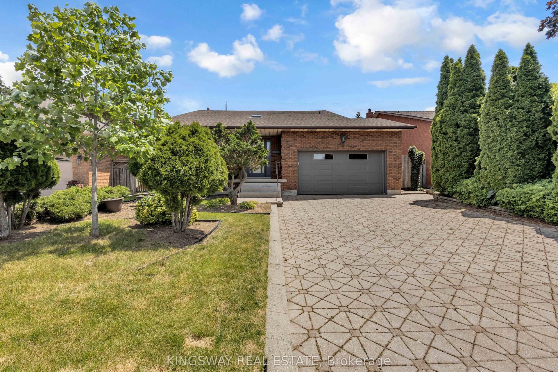 56 Ben Tirran Crescent — photo 1