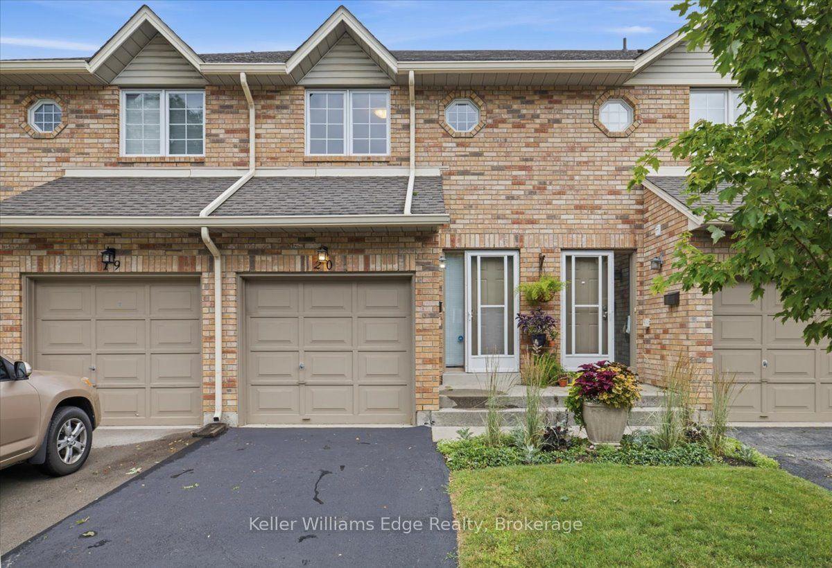 2025 CLEAVER Avenue 20 #20, Burlington — Condo Town for sale, photo 1