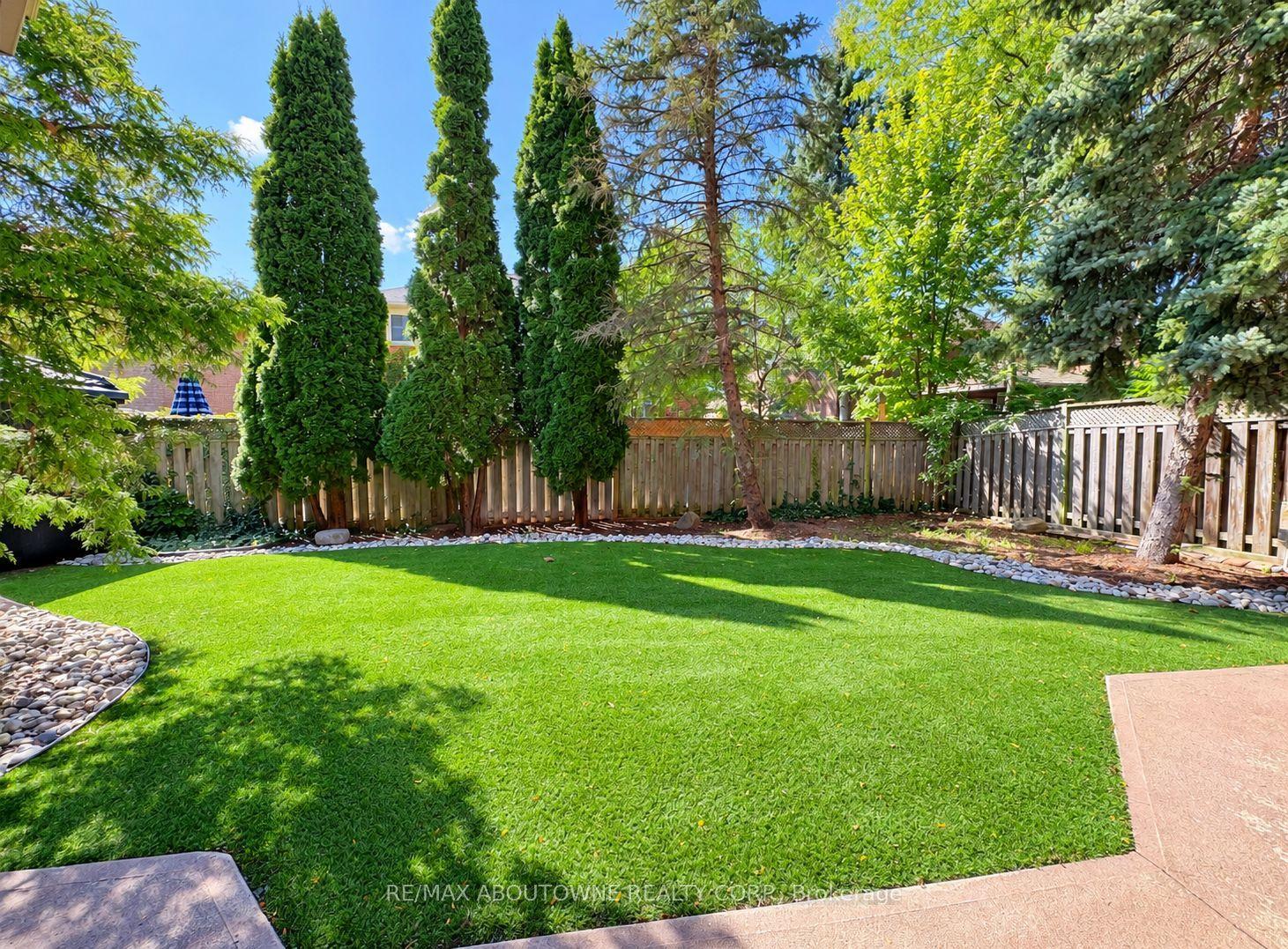 1374 Heritage Way Lower #Lower, Oakville — Detached for lease, photo 1