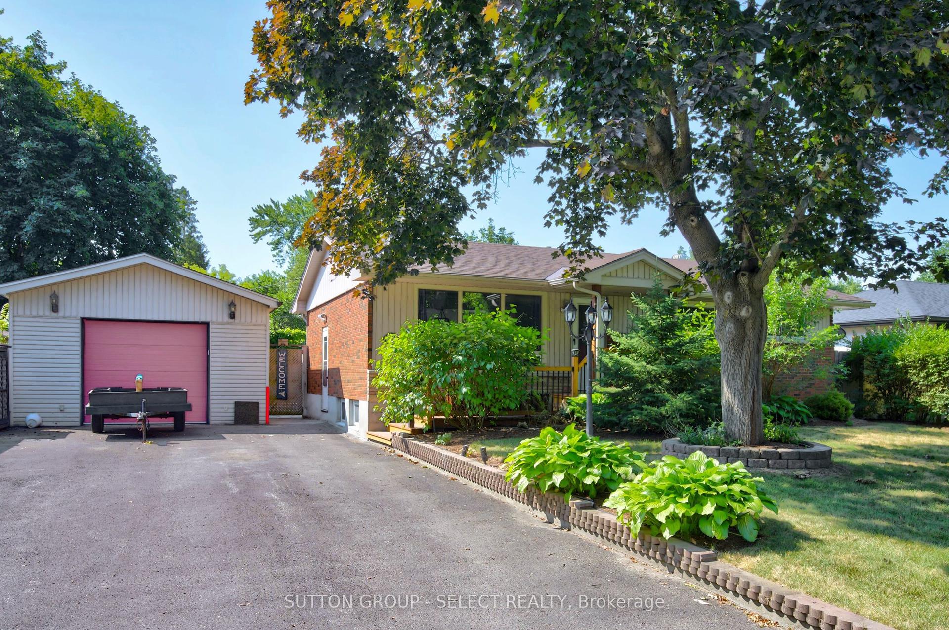1470 Perth Avenue, London East — Detached for sale, photo 1