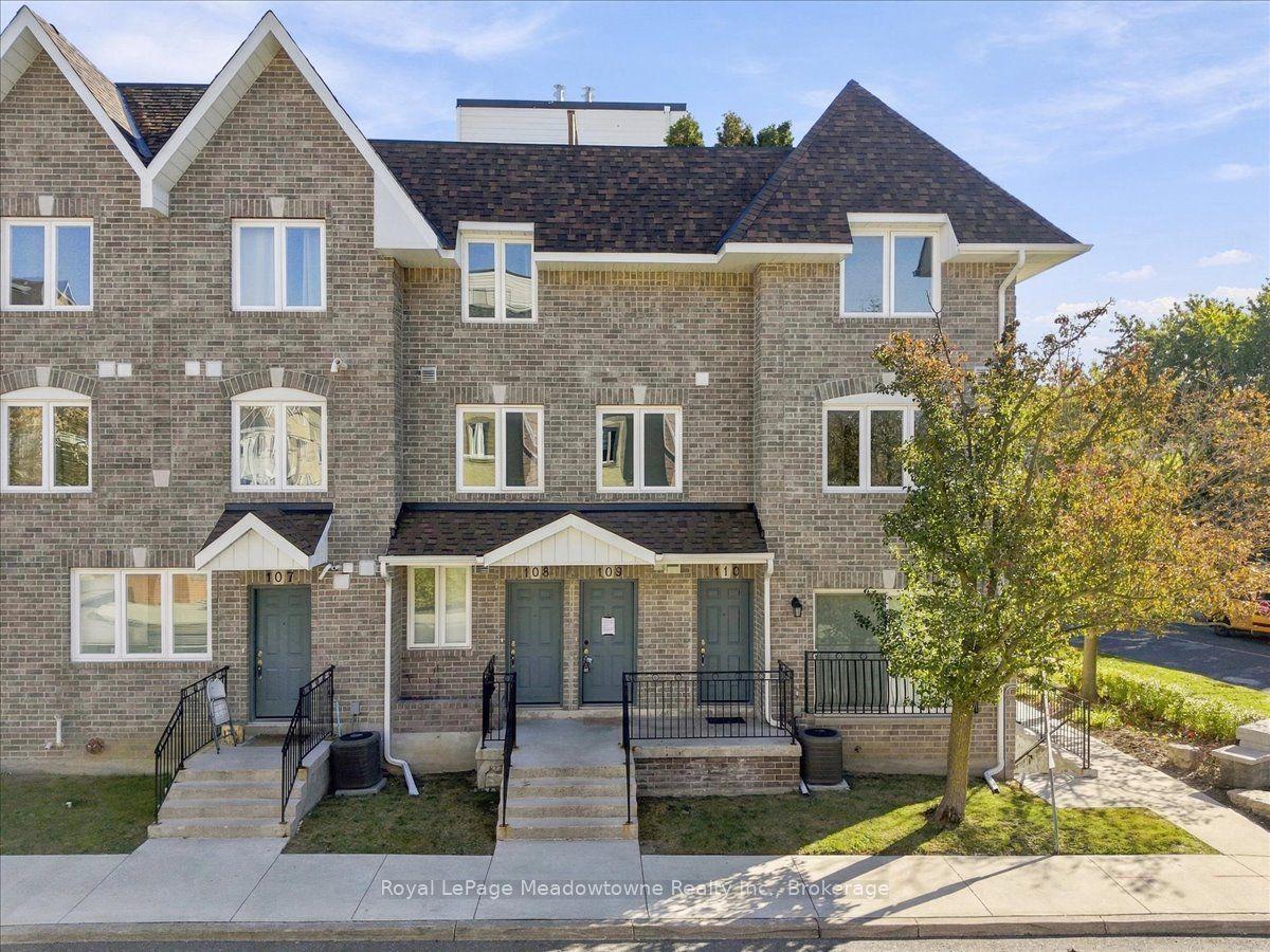 75 Weldrick Road E 109 #109, Richmond Hill — Condo Town for sale, photo 1